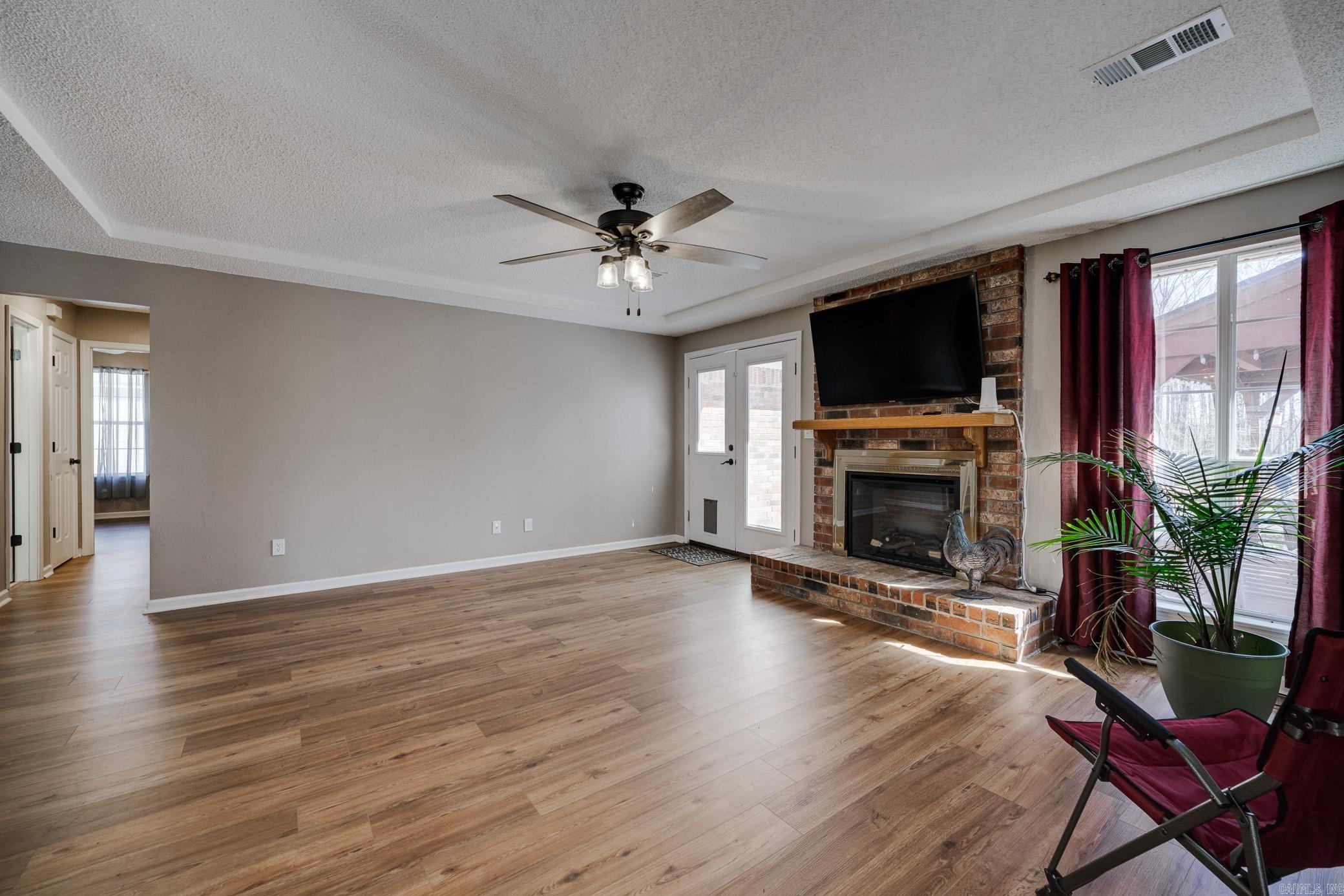 CYPRESS COVE - Residential