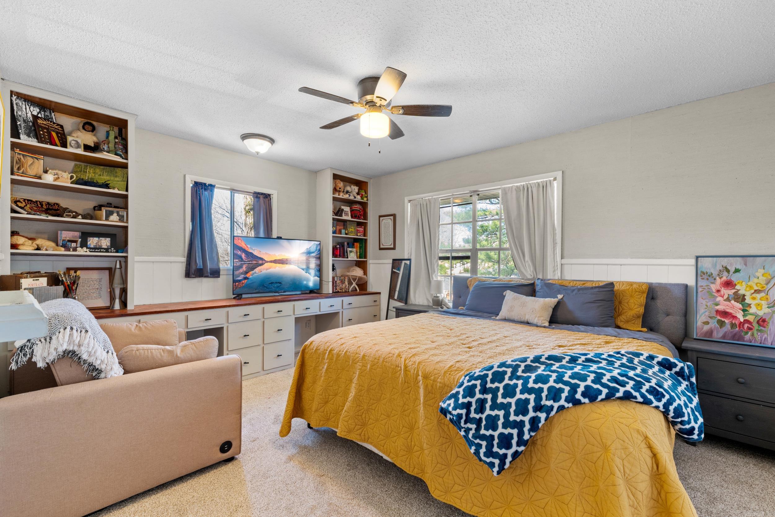 Parkers Woodland Hills - Residential