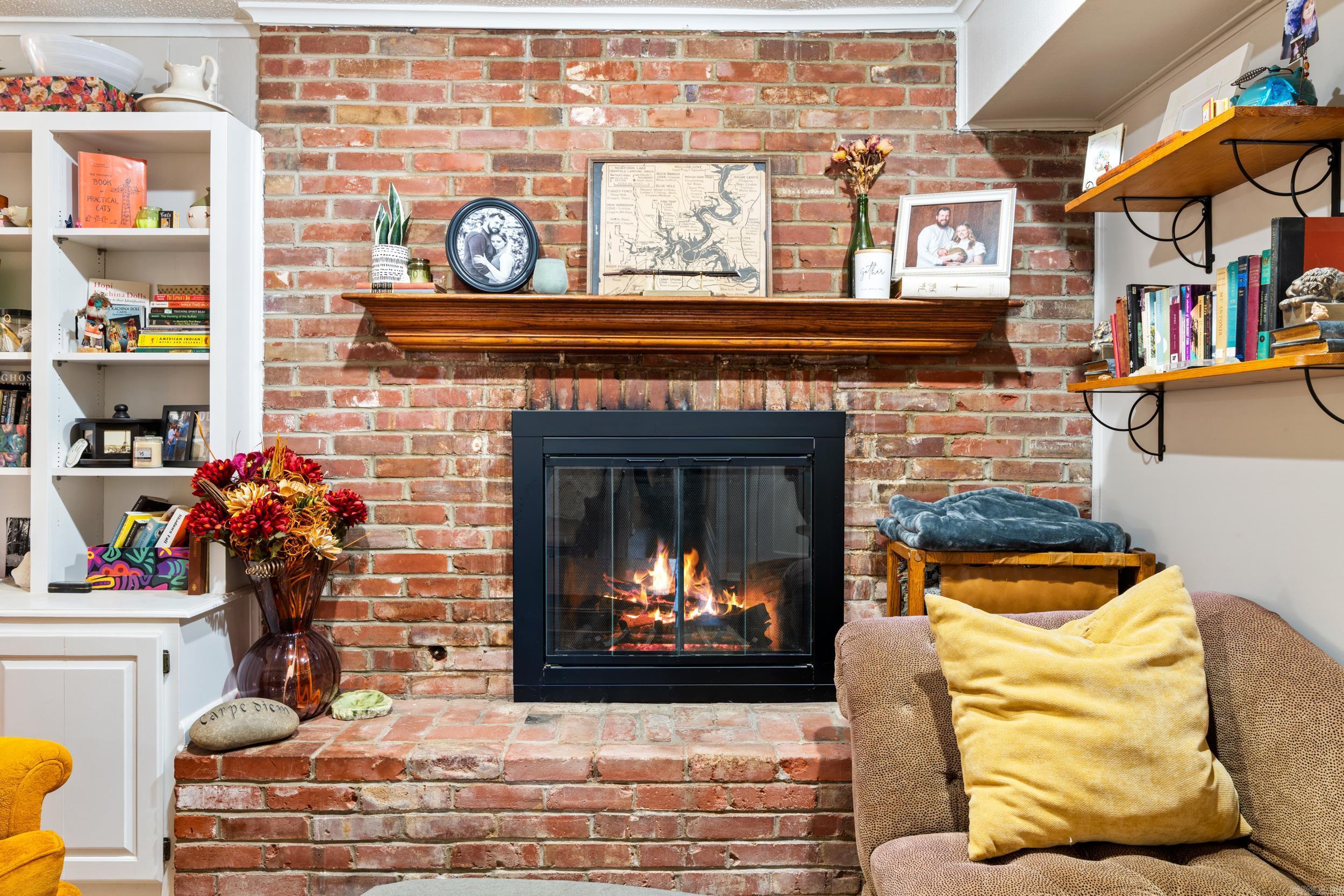 Parkers Woodland Hills - Residential