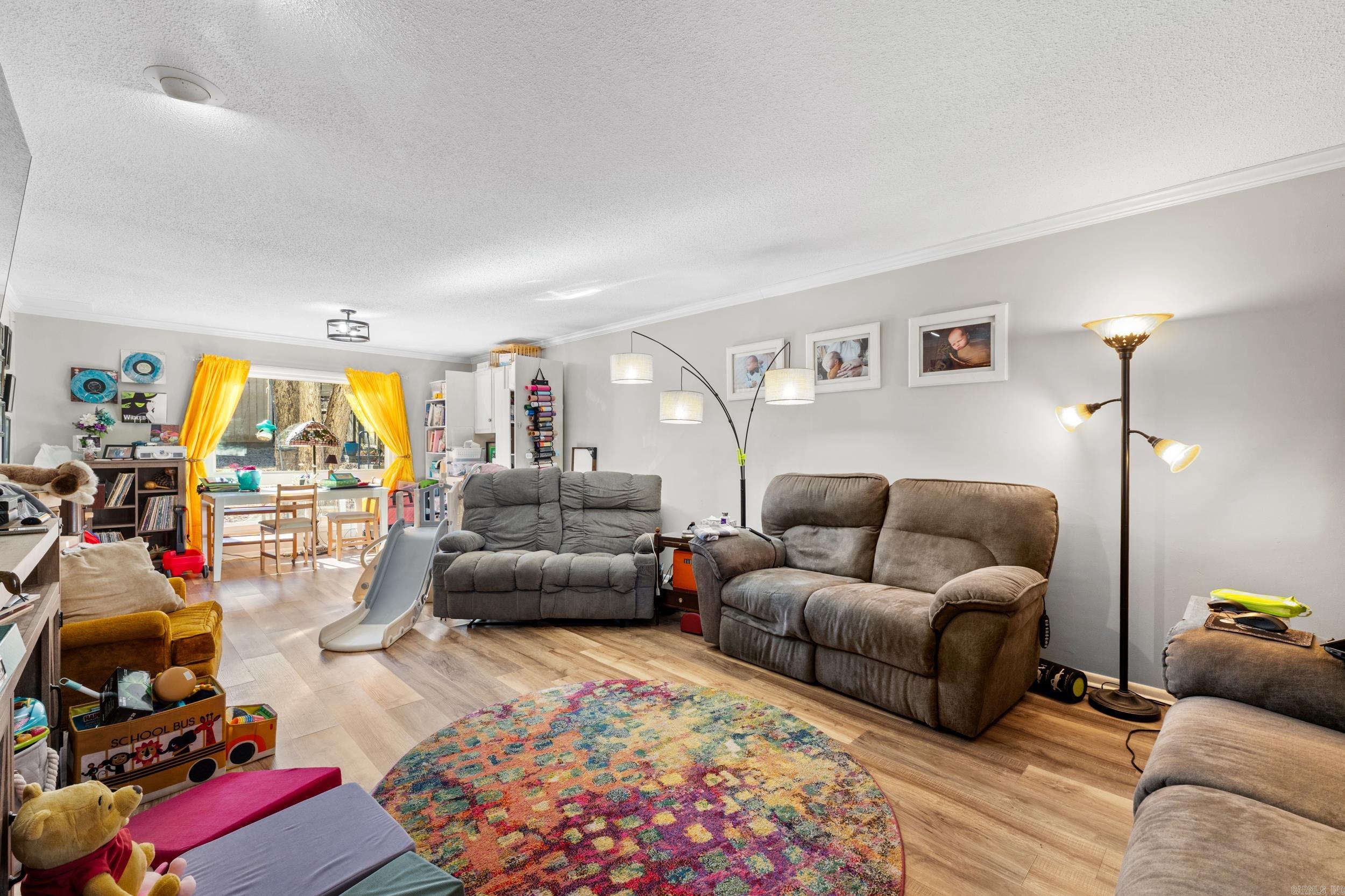 Parkers Woodland Hills - Residential