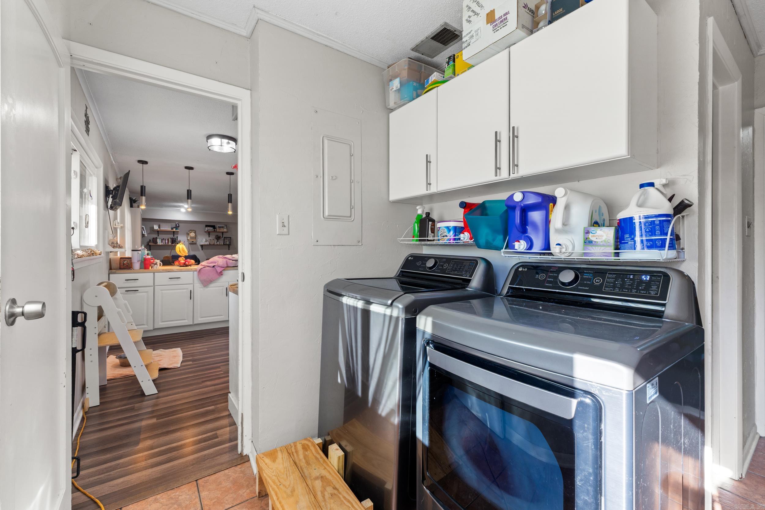 Parkers Woodland Hills - Residential