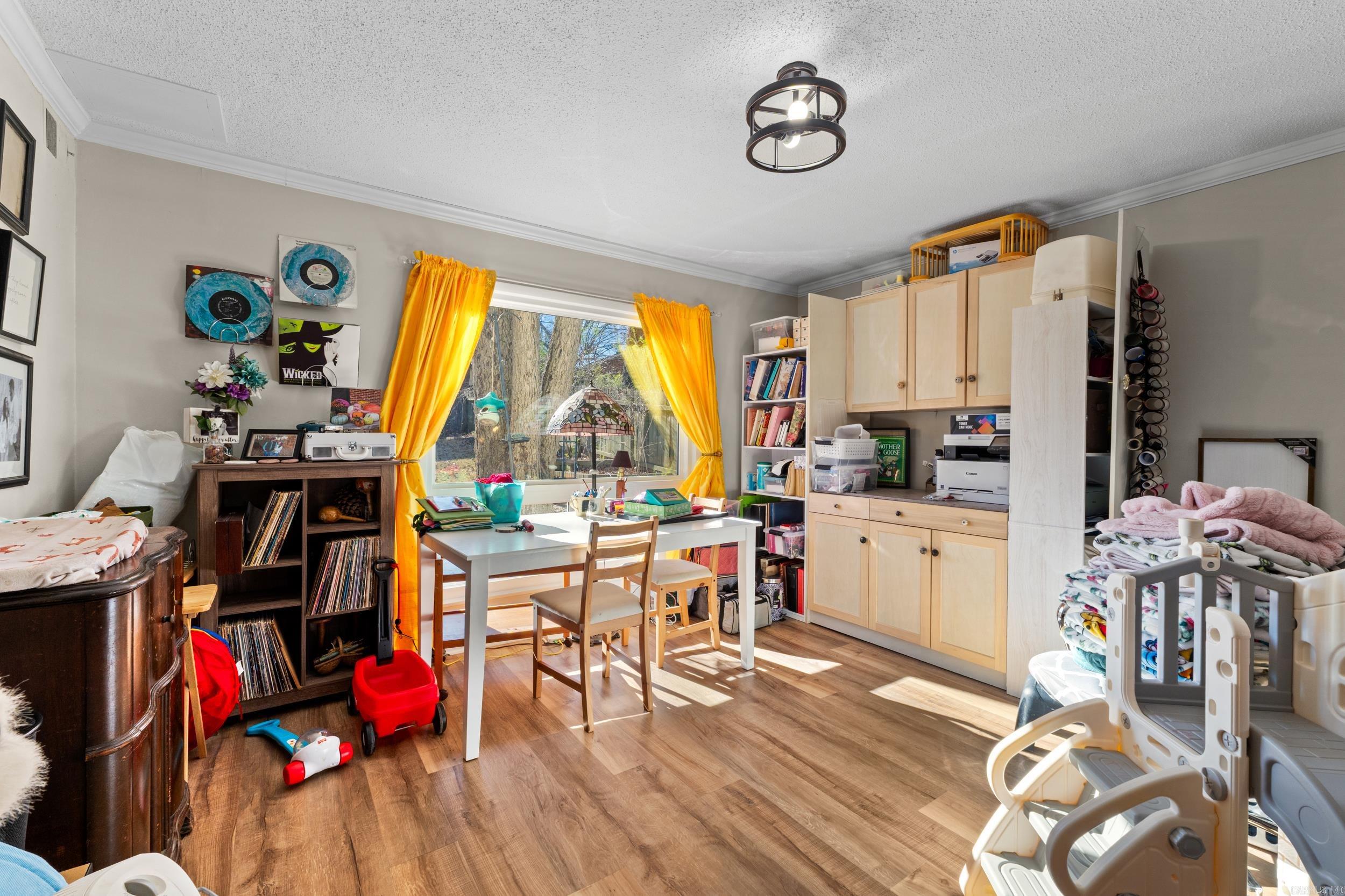 Parkers Woodland Hills - Residential