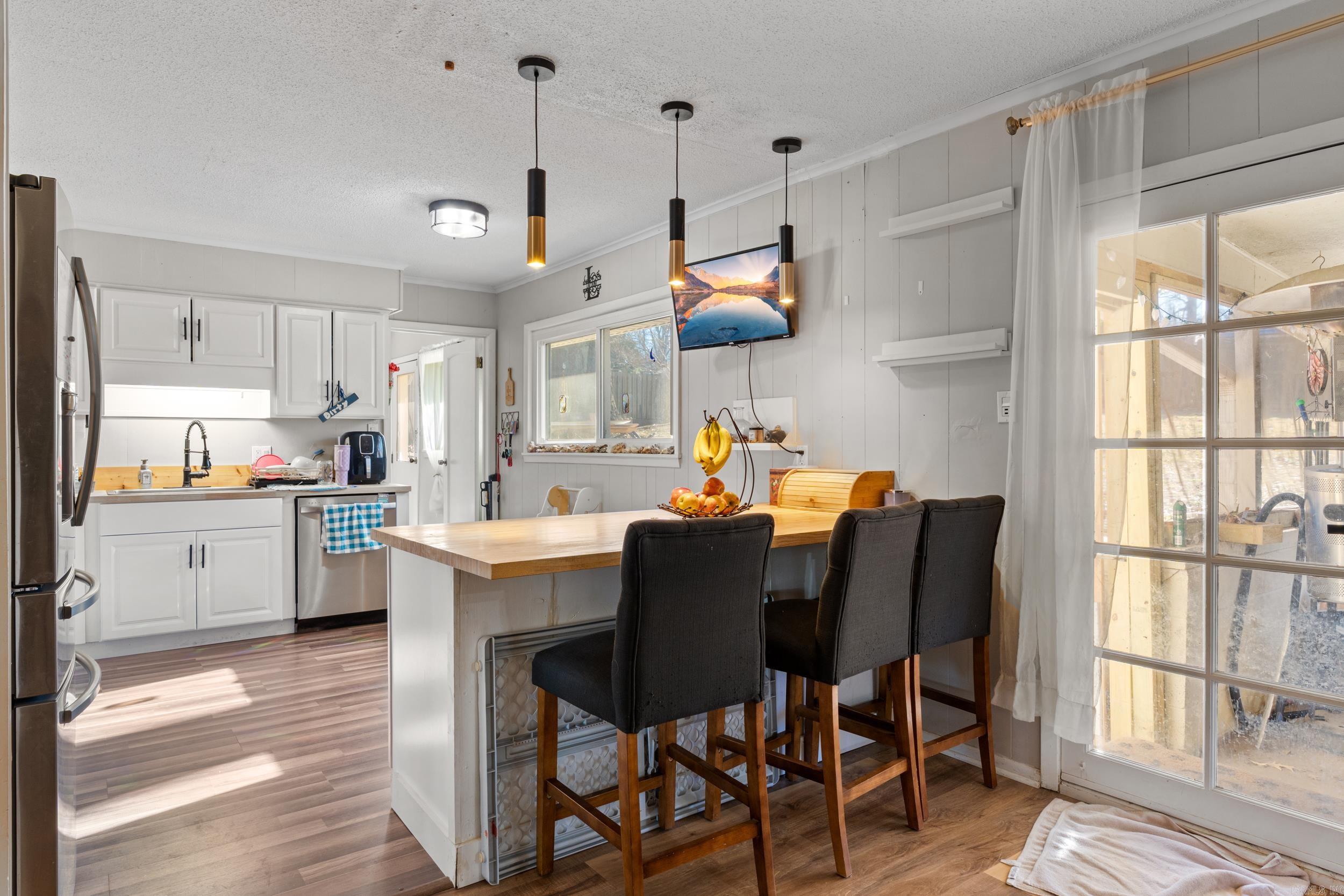 Parkers Woodland Hills - Residential