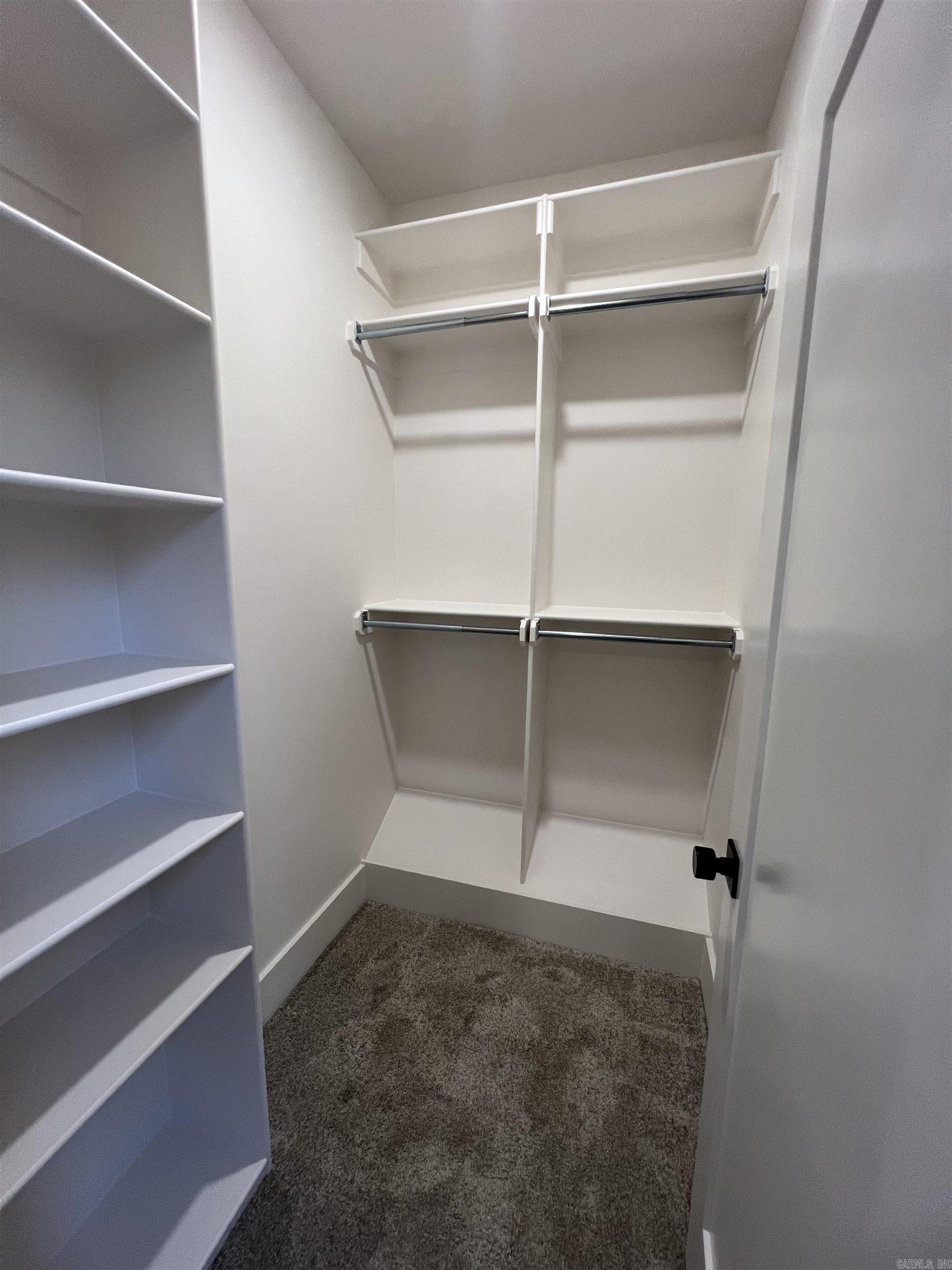 HAZEL OAK - Residential