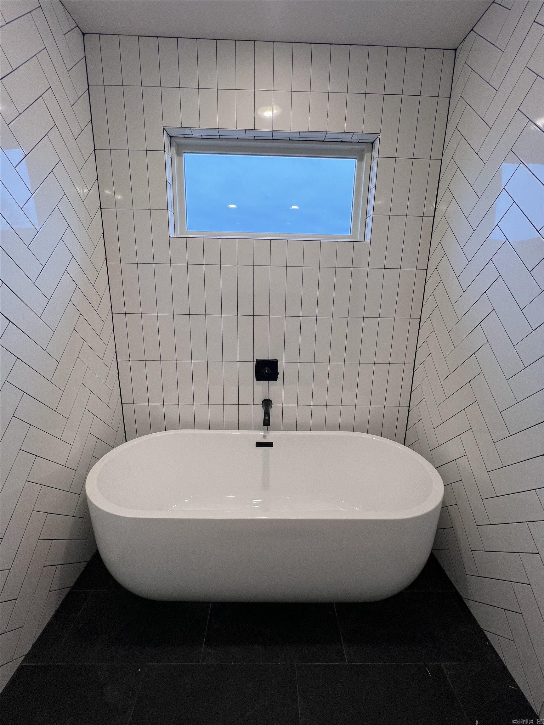 HAZEL OAK - Residential