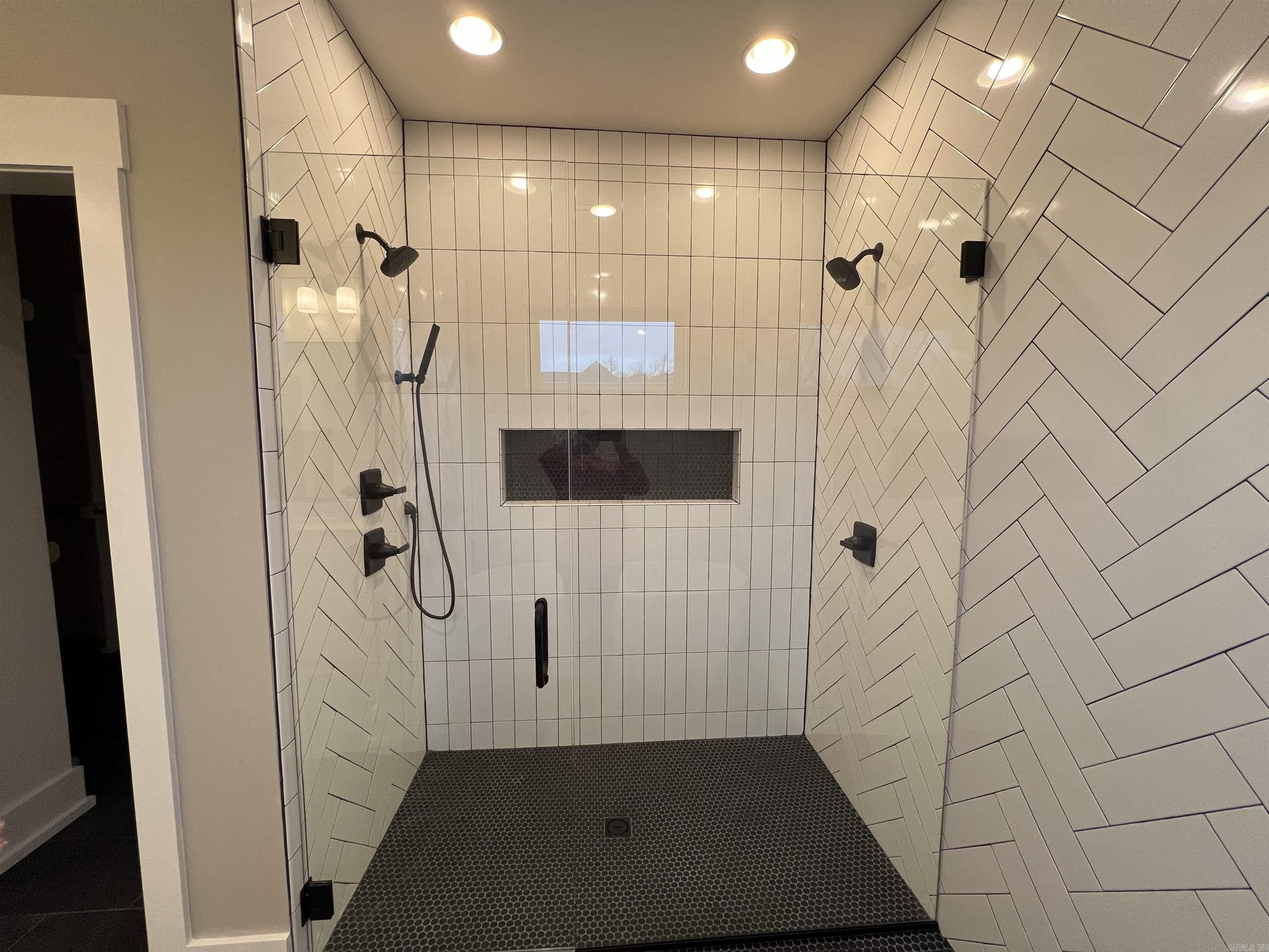 HAZEL OAK - Residential