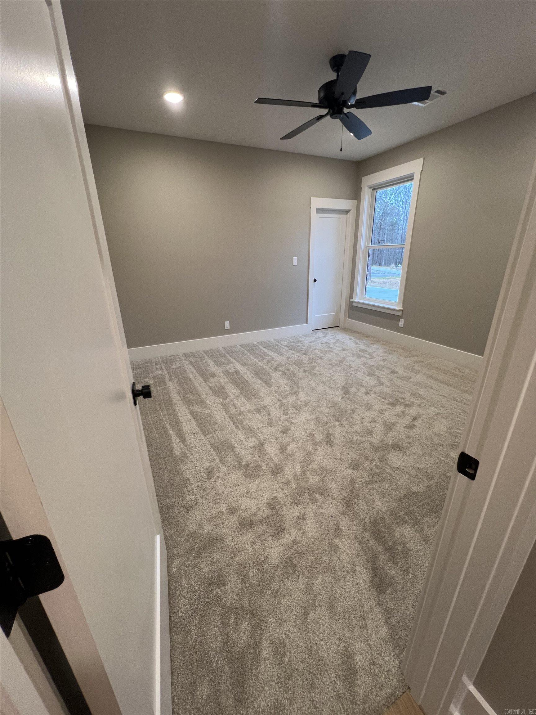 HAZEL OAK - Residential