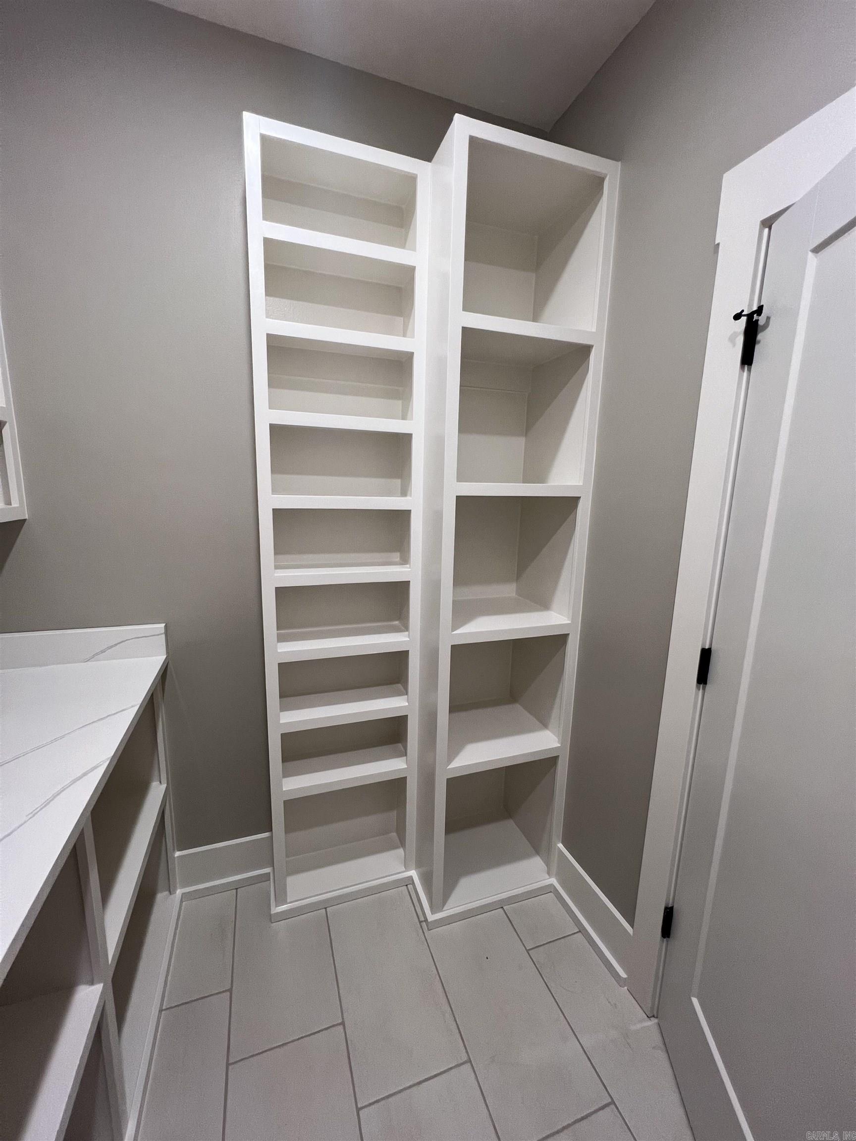 HAZEL OAK - Residential