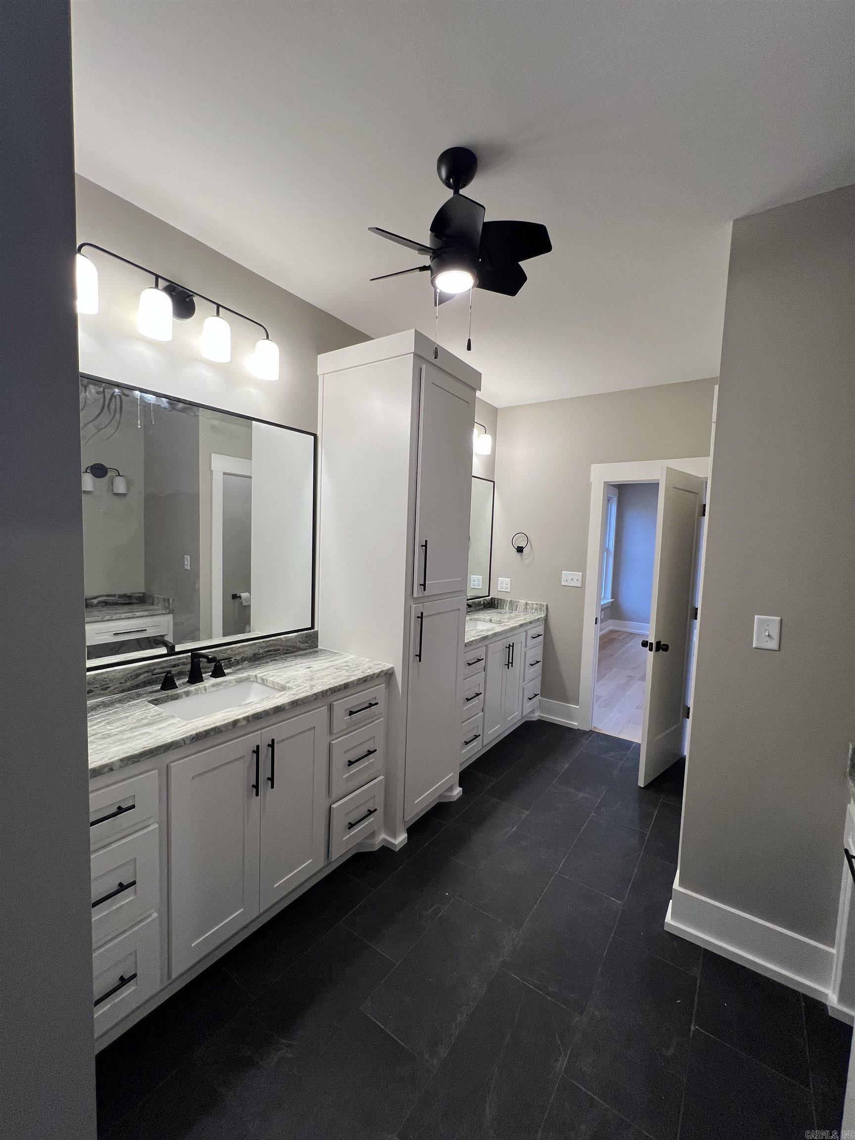 HAZEL OAK - Residential