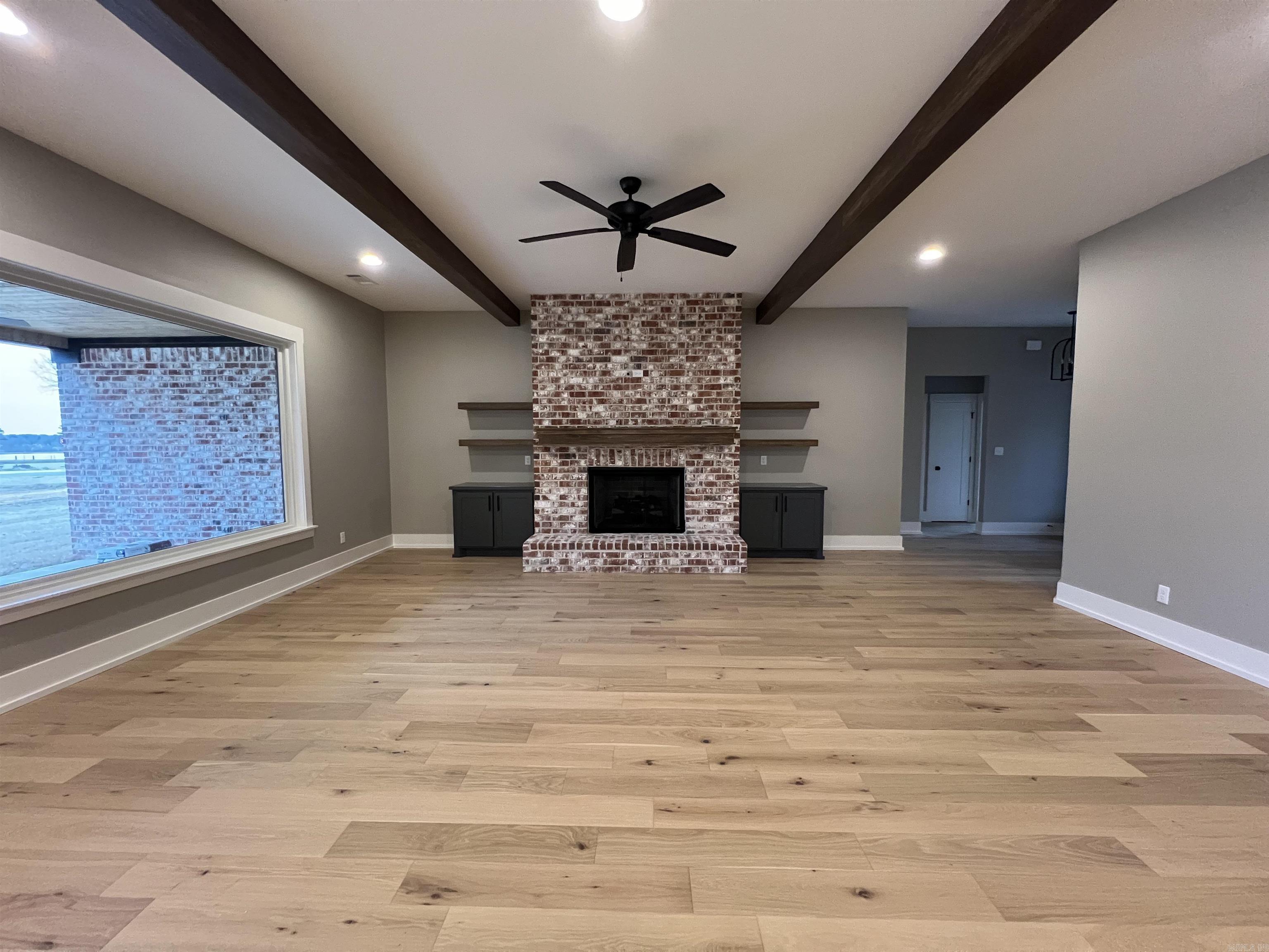 HAZEL OAK - Residential