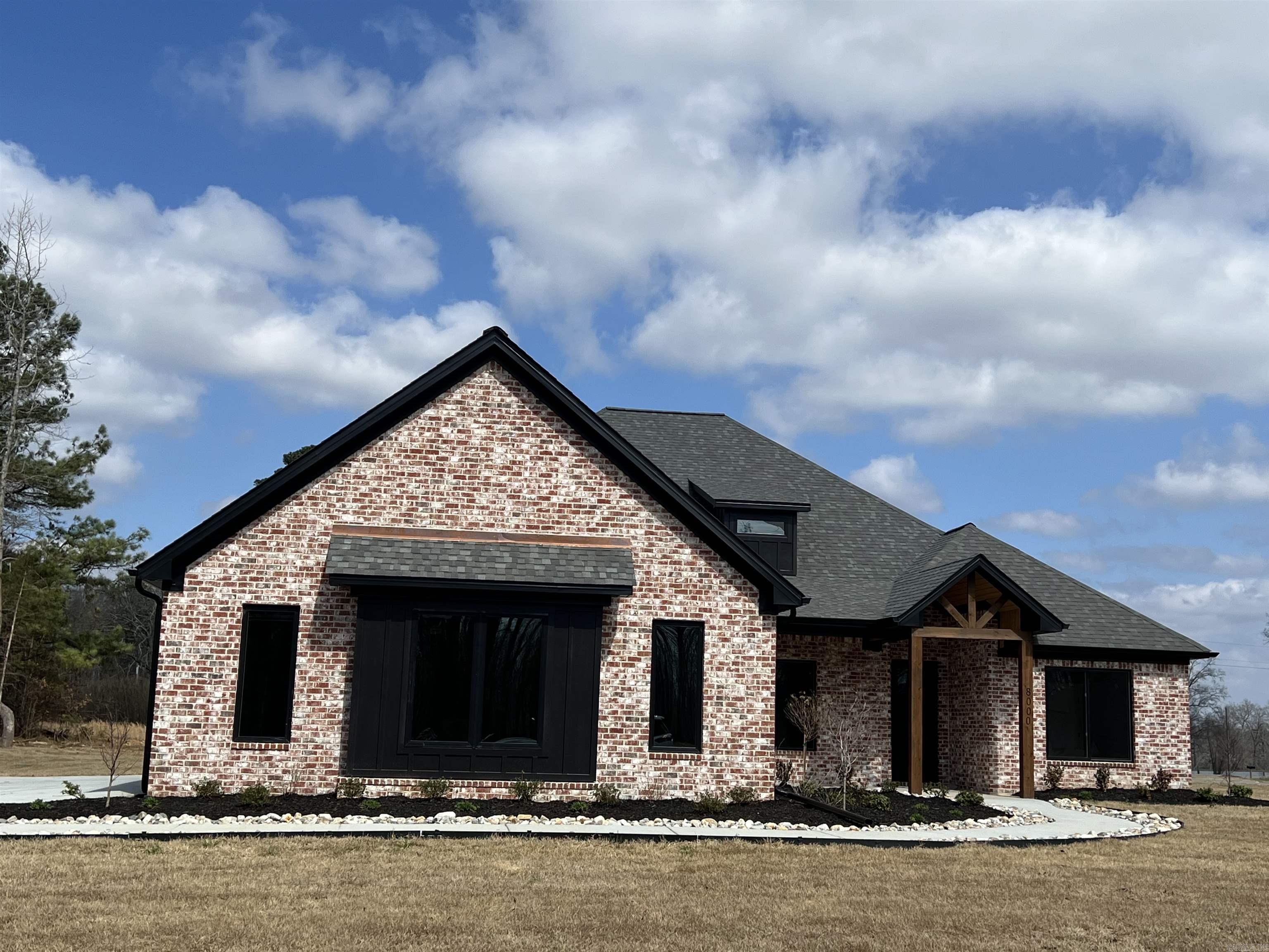 HAZEL OAK - Residential