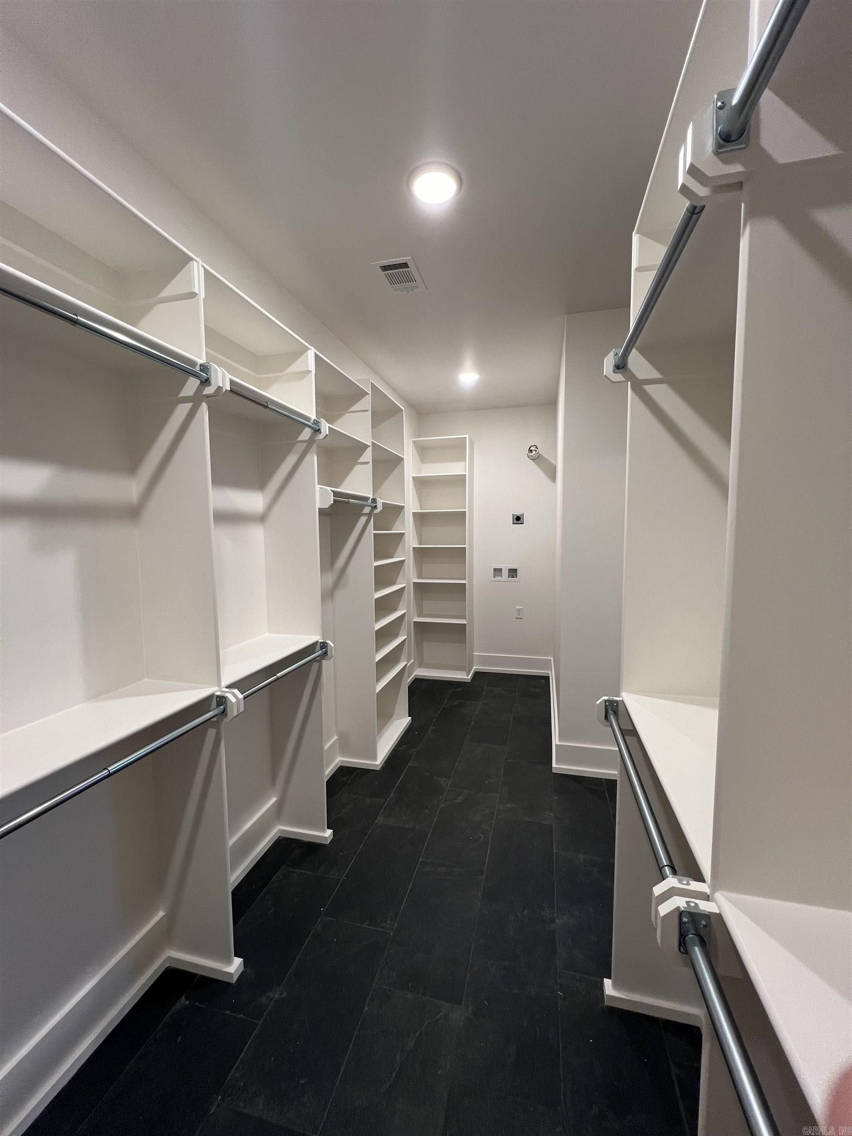 HAZEL OAK - Residential