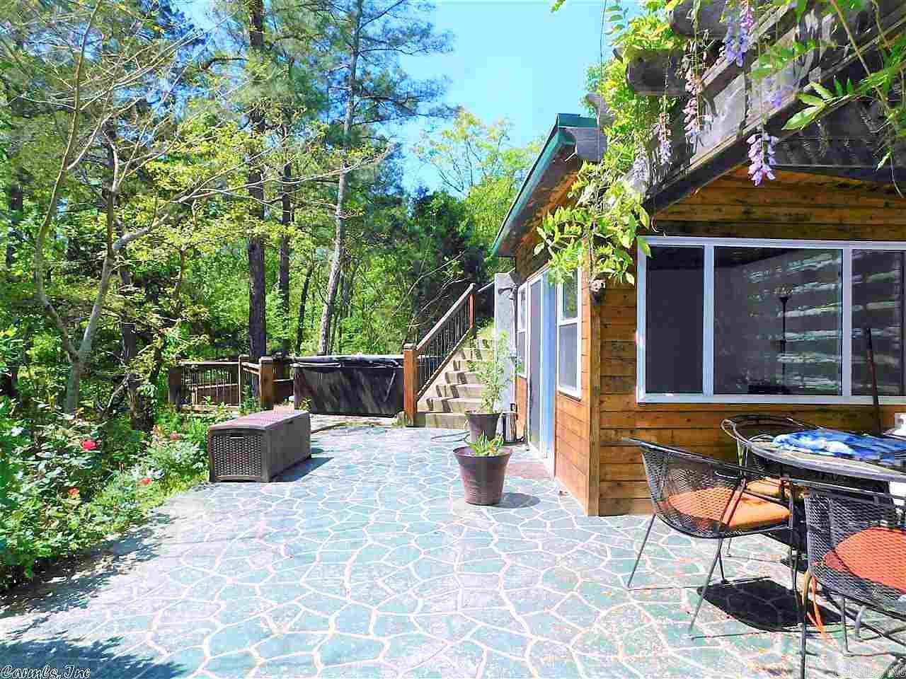 LAKESIDE - Residential