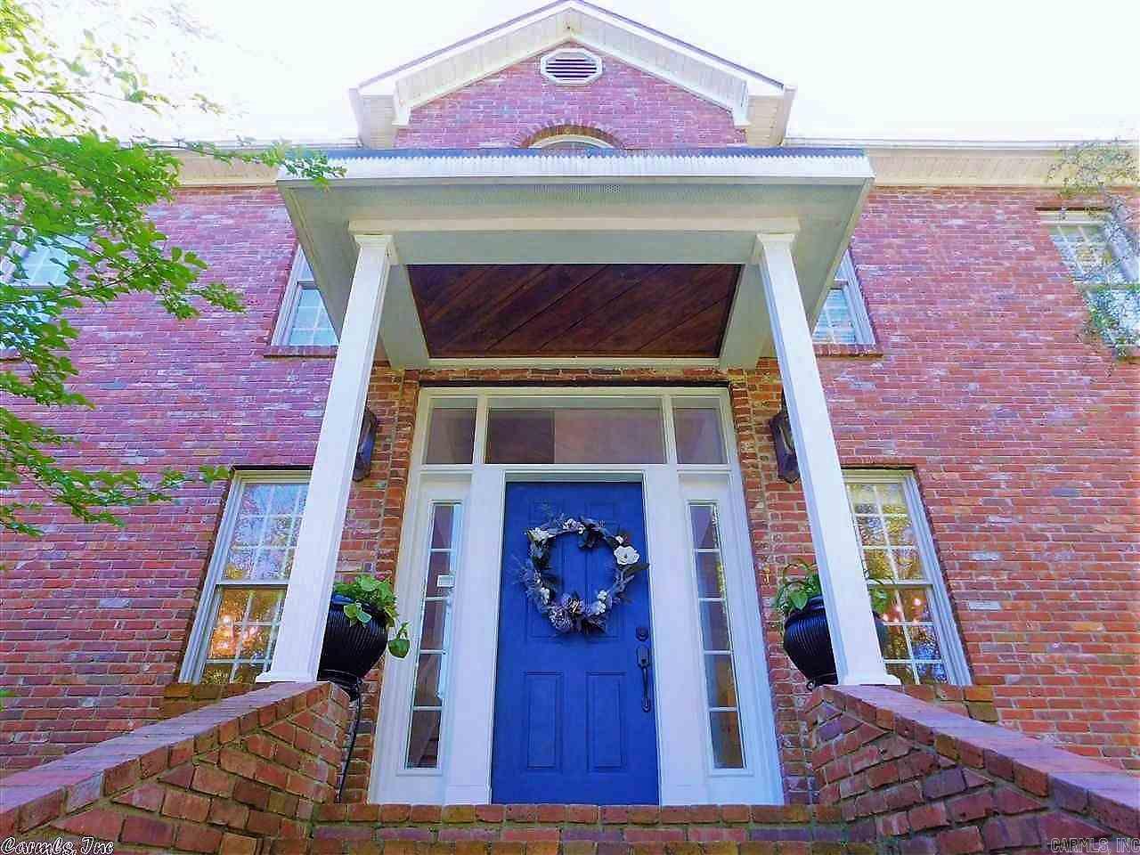 LAKESIDE - Residential
