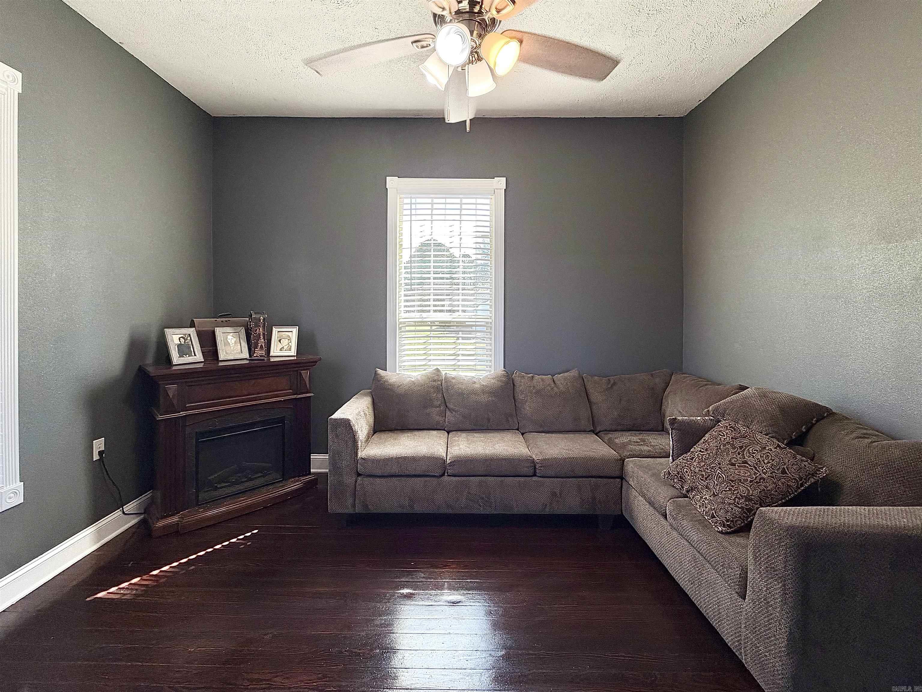 CLIFTONS ADDN - Residential