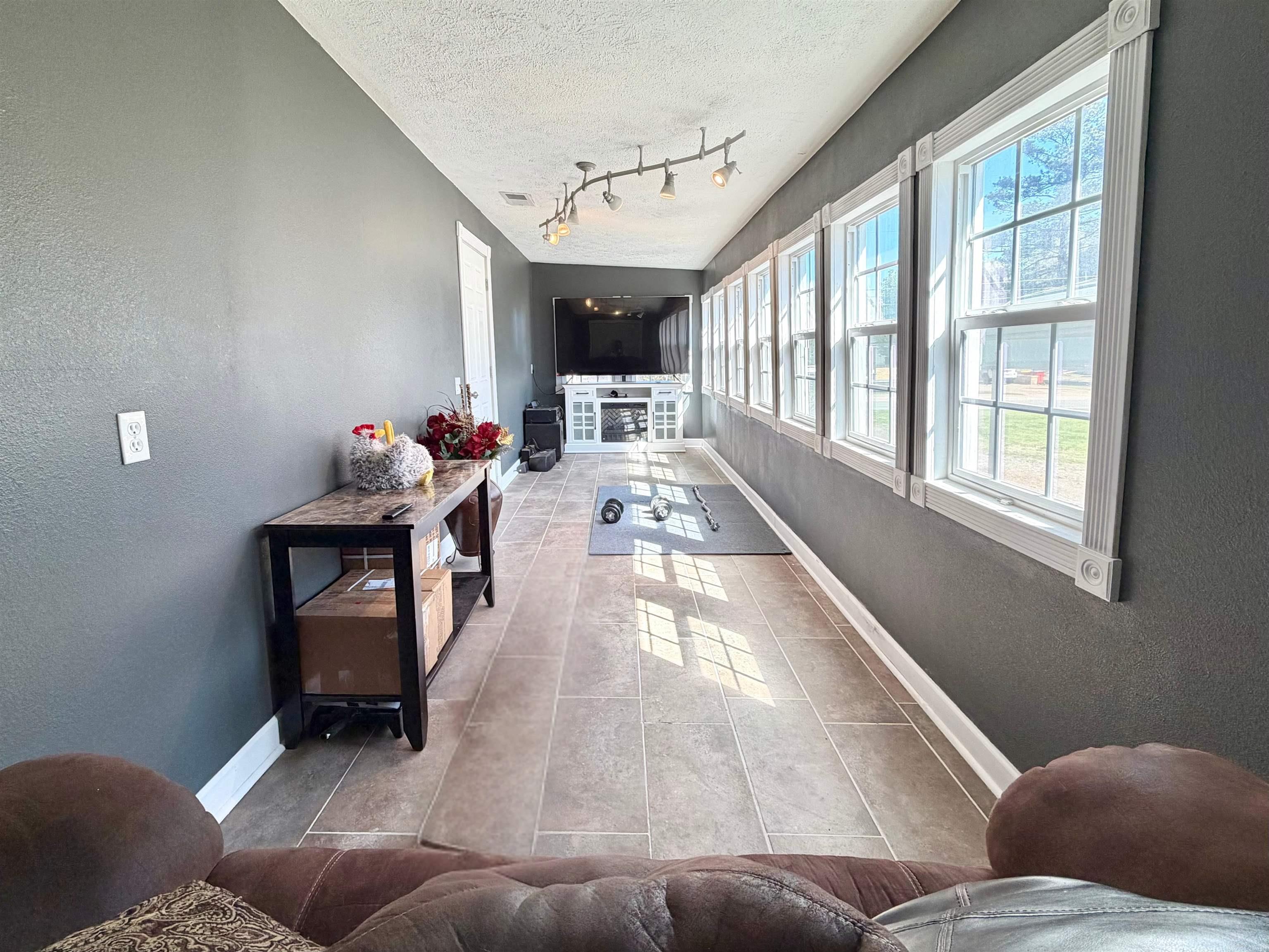 CLIFTONS ADDN - Residential