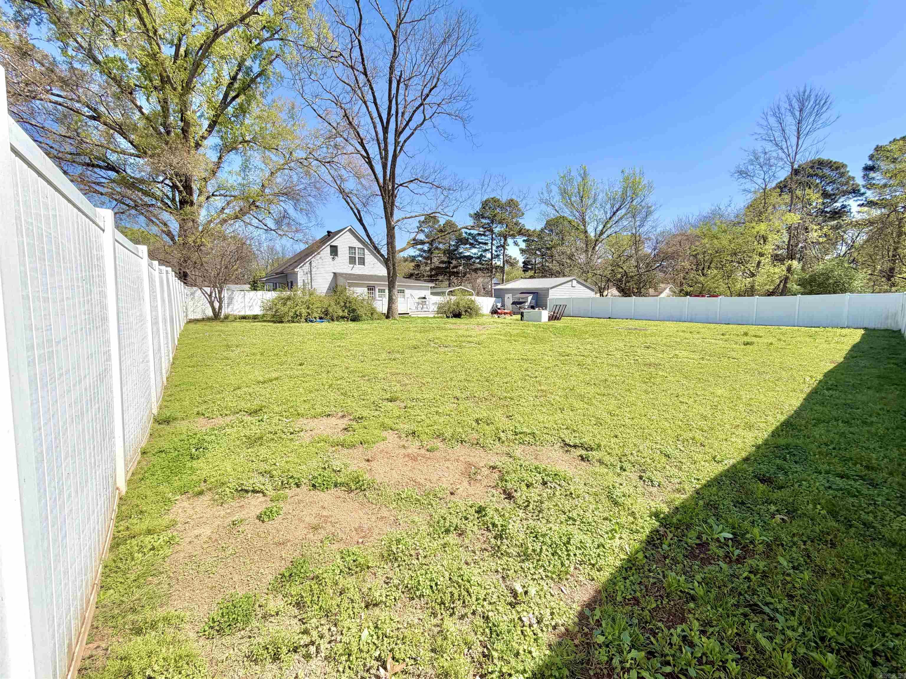 CLIFTONS ADDN - Residential