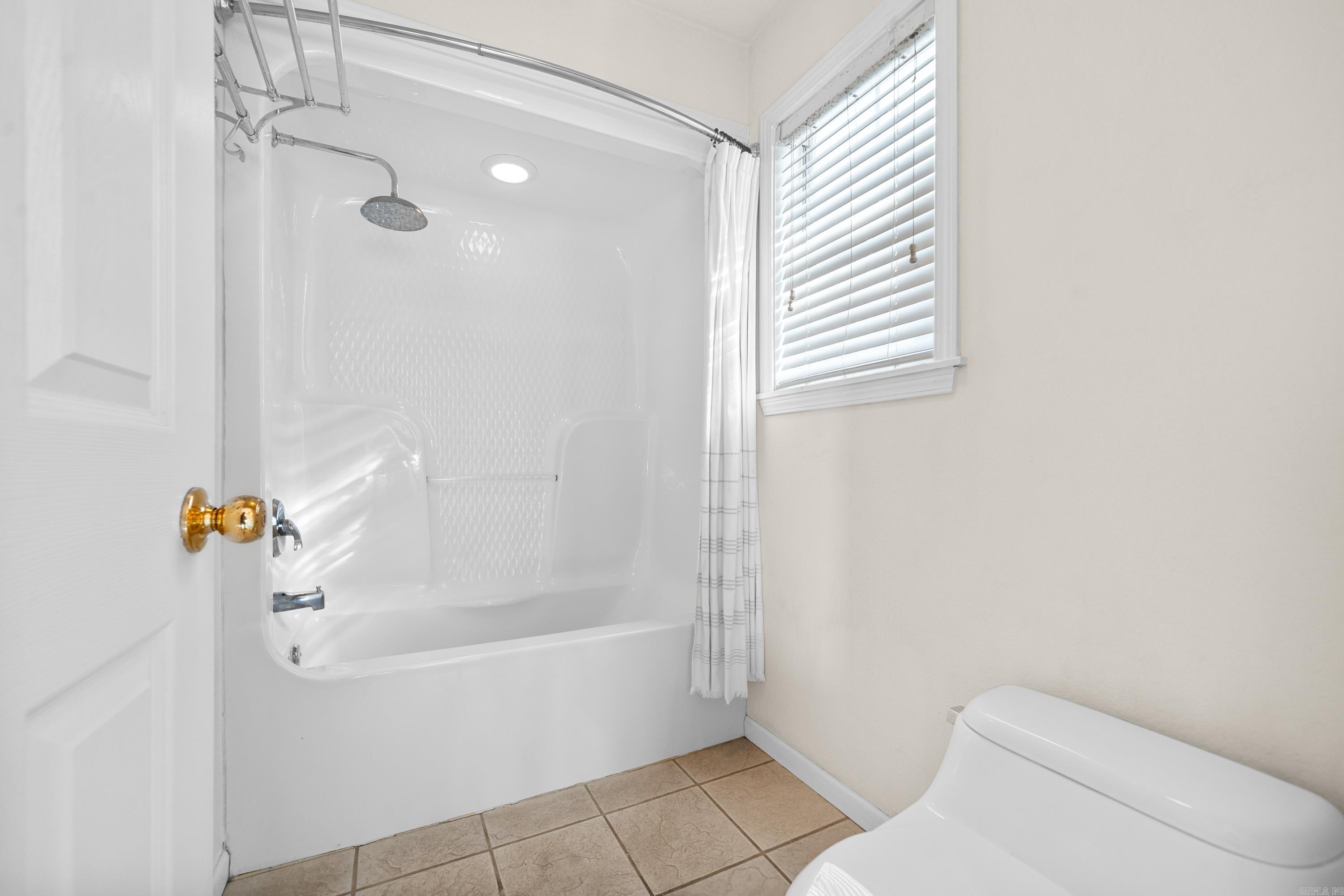 Cleveland Shores - Residential Lease