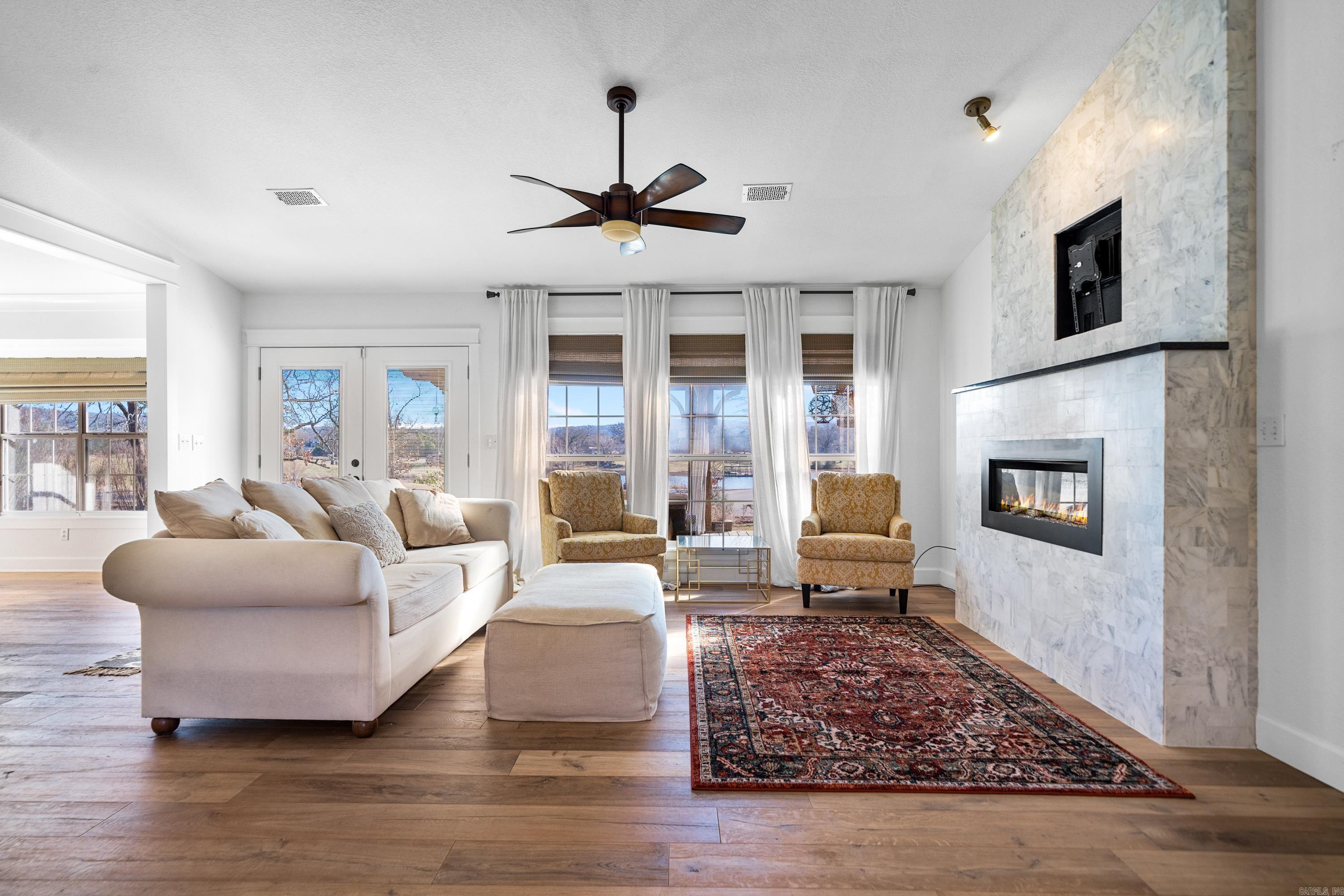 Cleveland Shores - Residential Lease