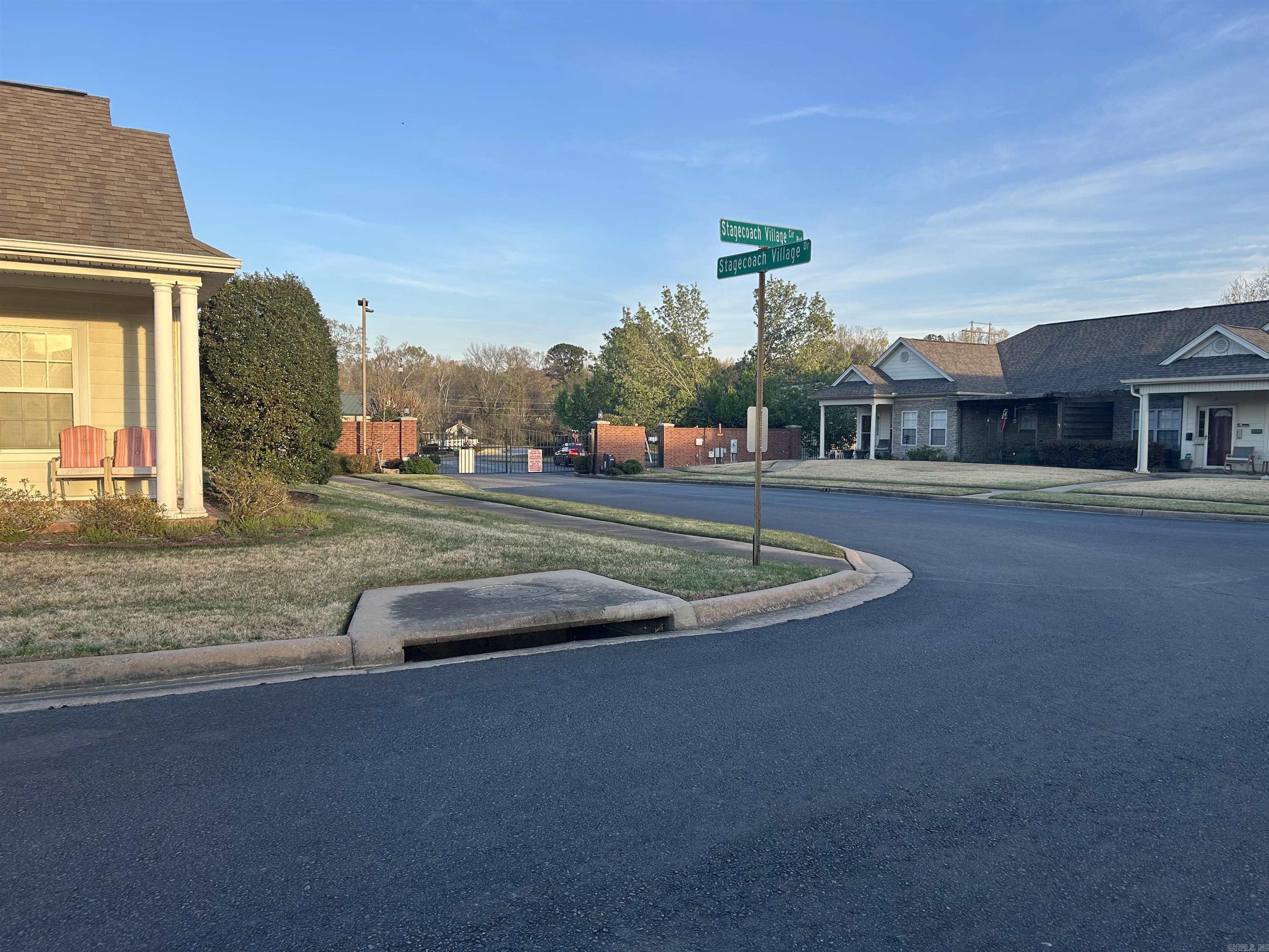 STAGECOACH VILLAGE - Residential