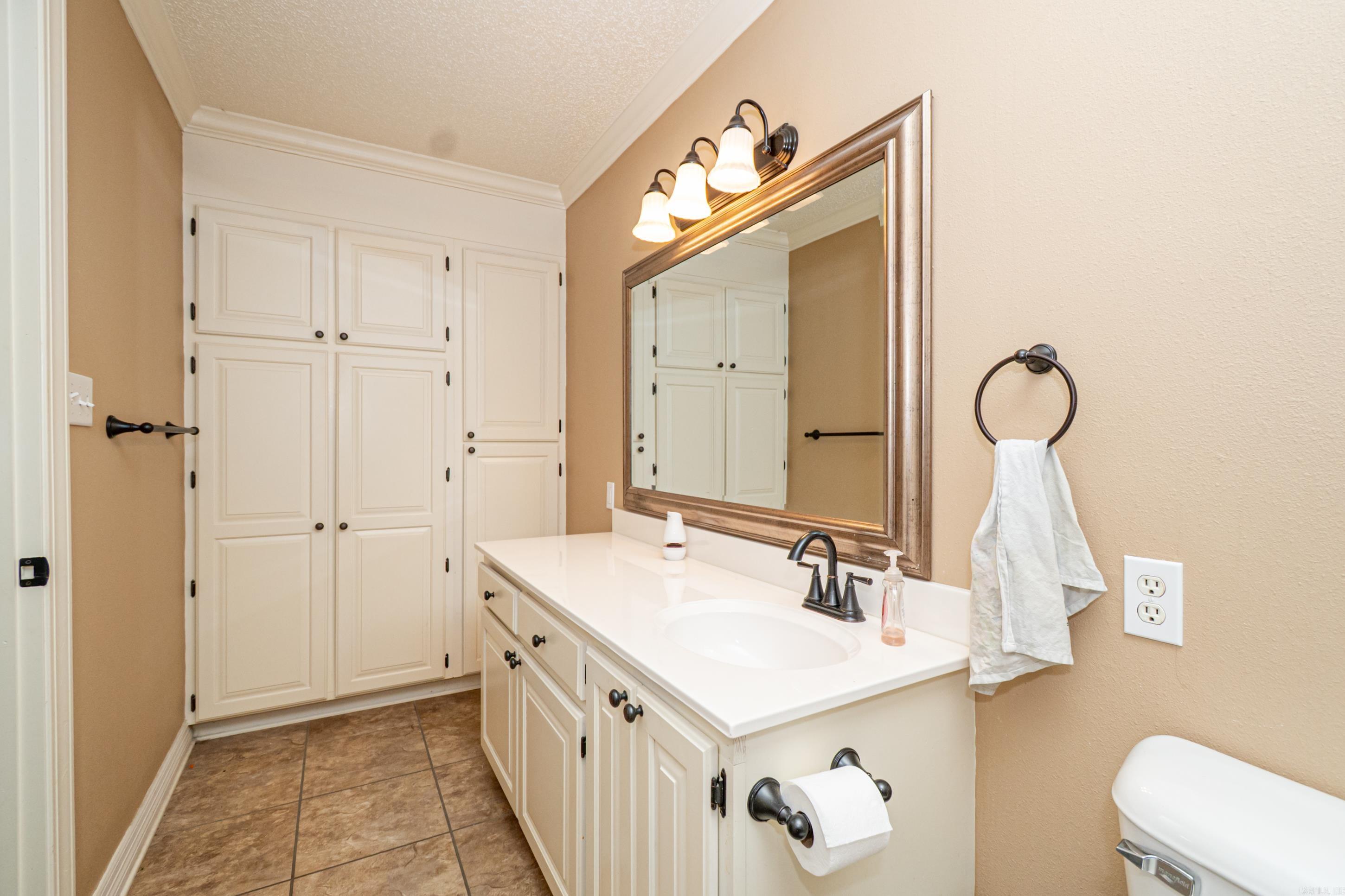 AZALEA - Residential