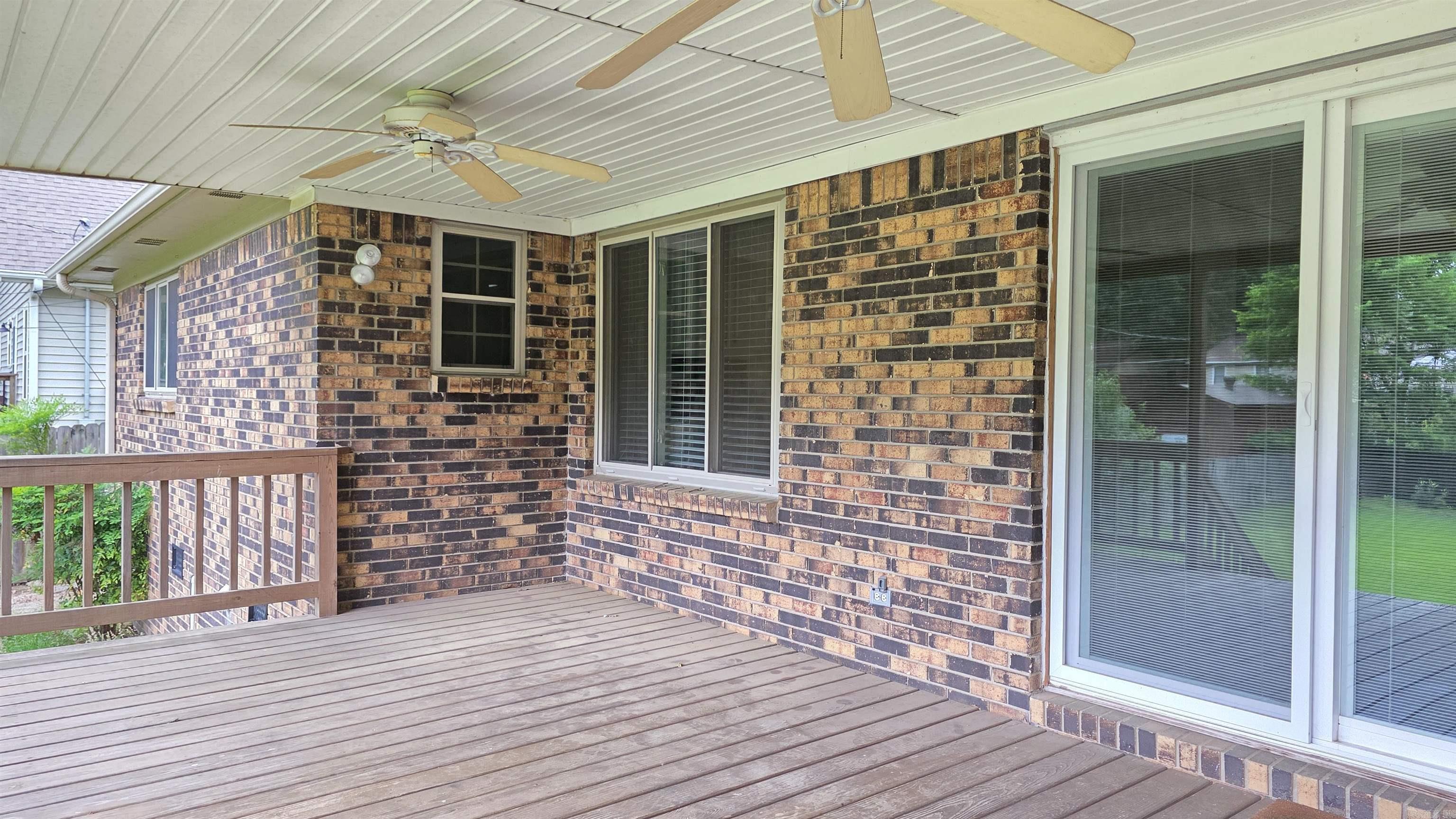 INDIAN HILLS - Residential