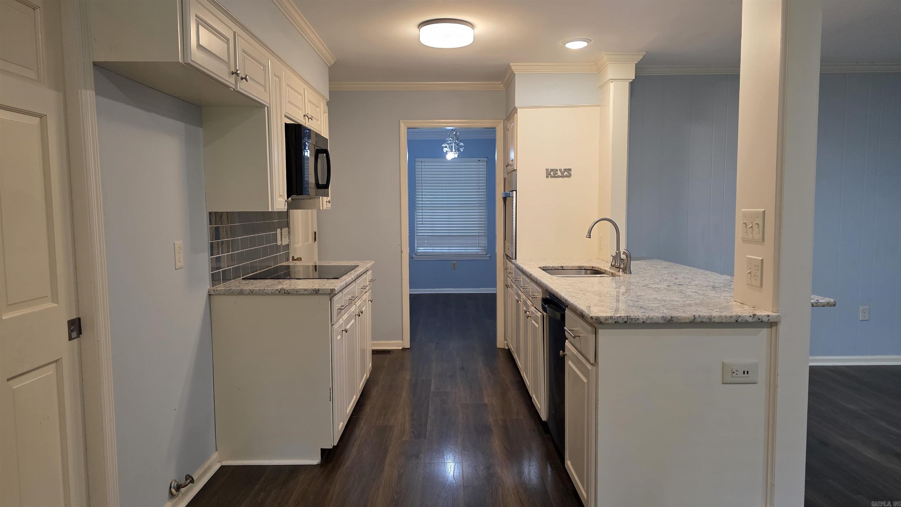 INDIAN HILLS - Residential