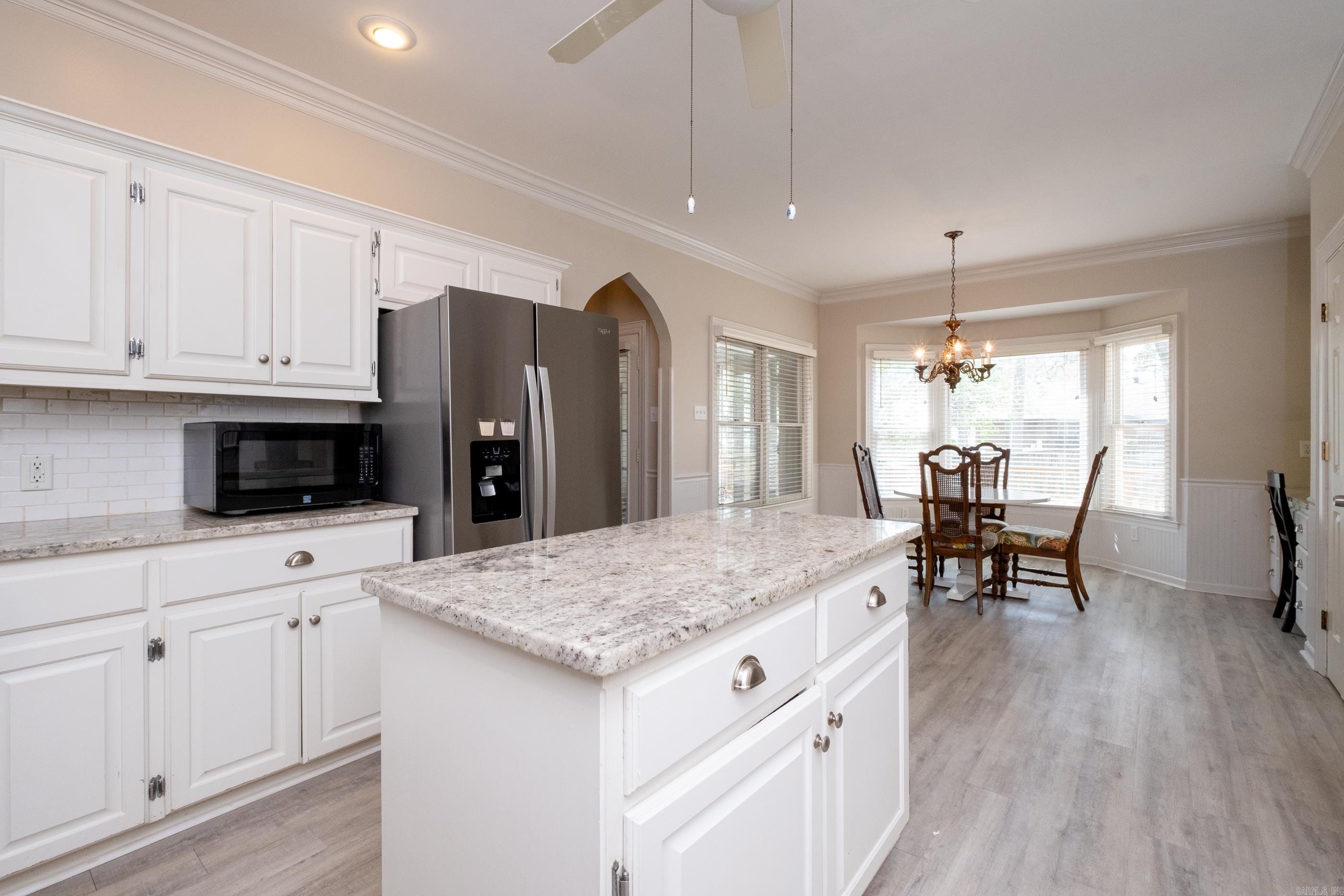 LONGLEA MANOR ADDN - Residential