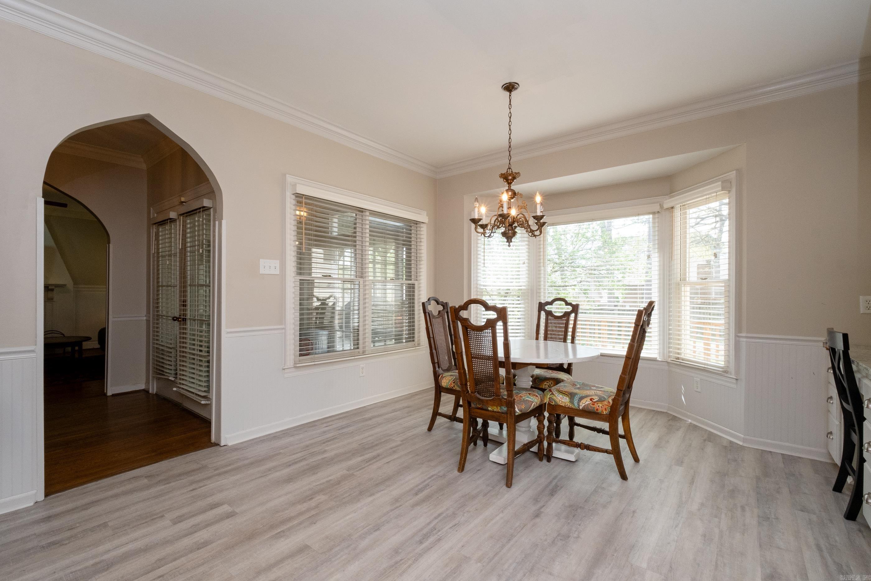 LONGLEA MANOR ADDN - Residential