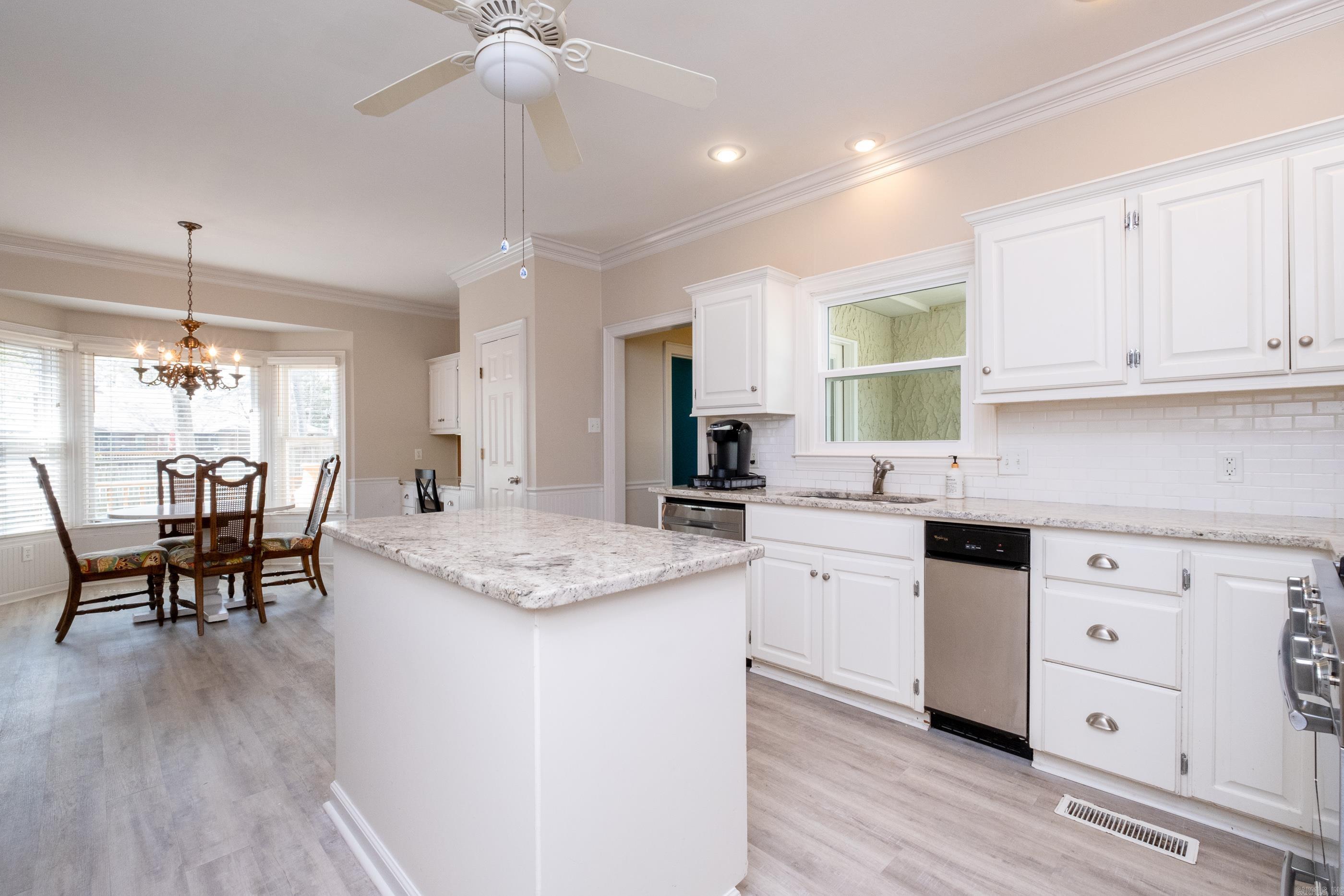 LONGLEA MANOR ADDN - Residential