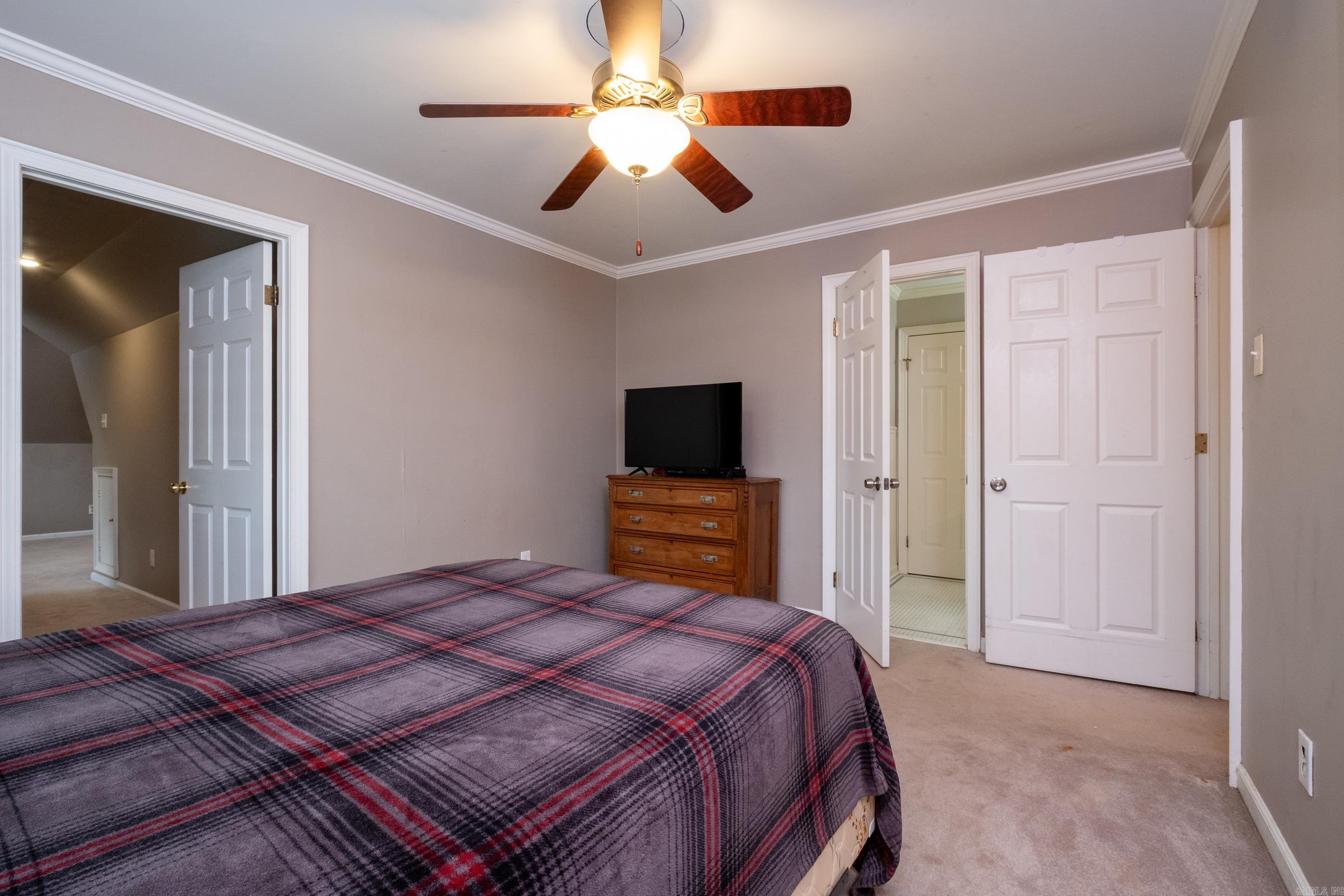 LONGLEA MANOR ADDN - Residential