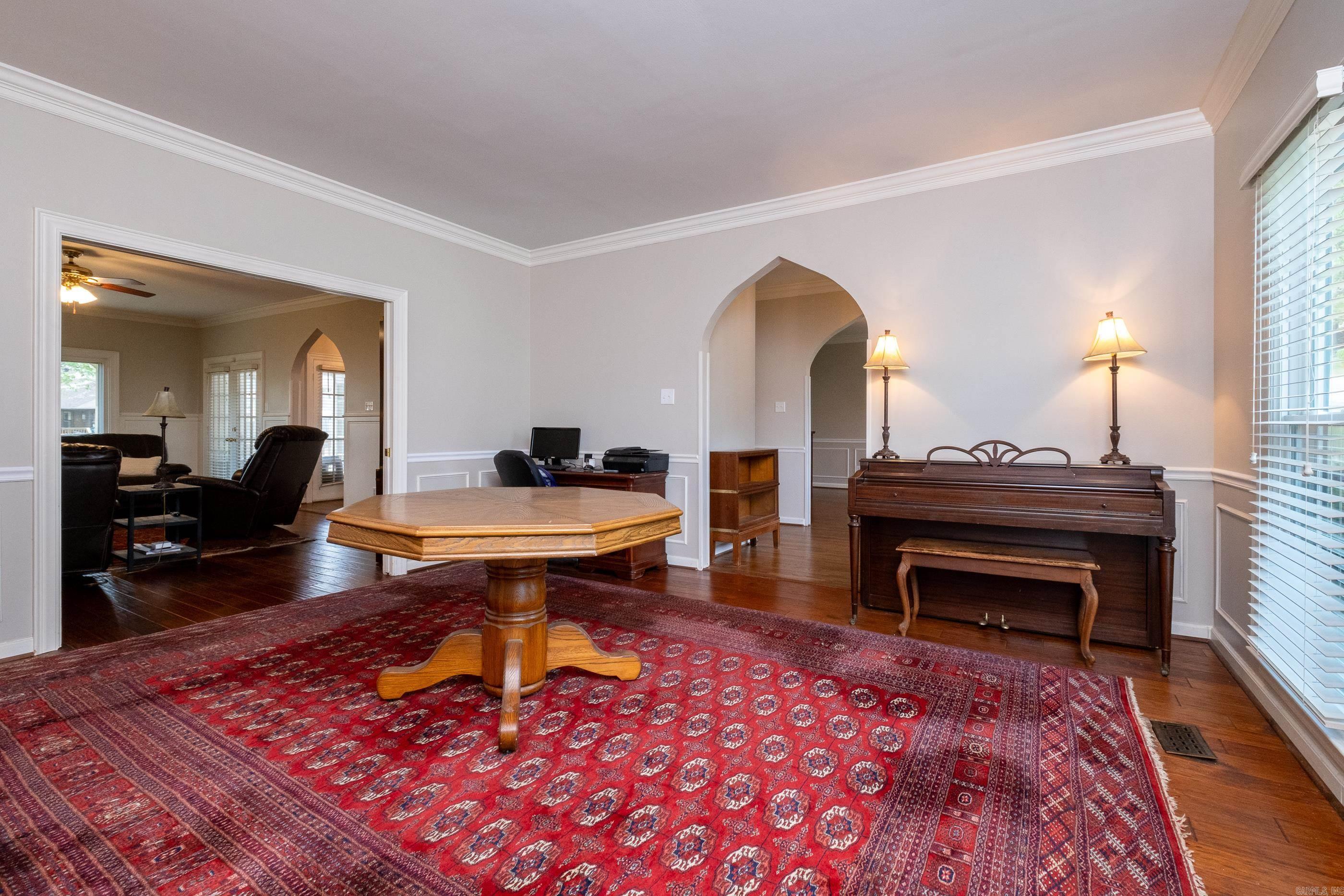 LONGLEA MANOR ADDN - Residential