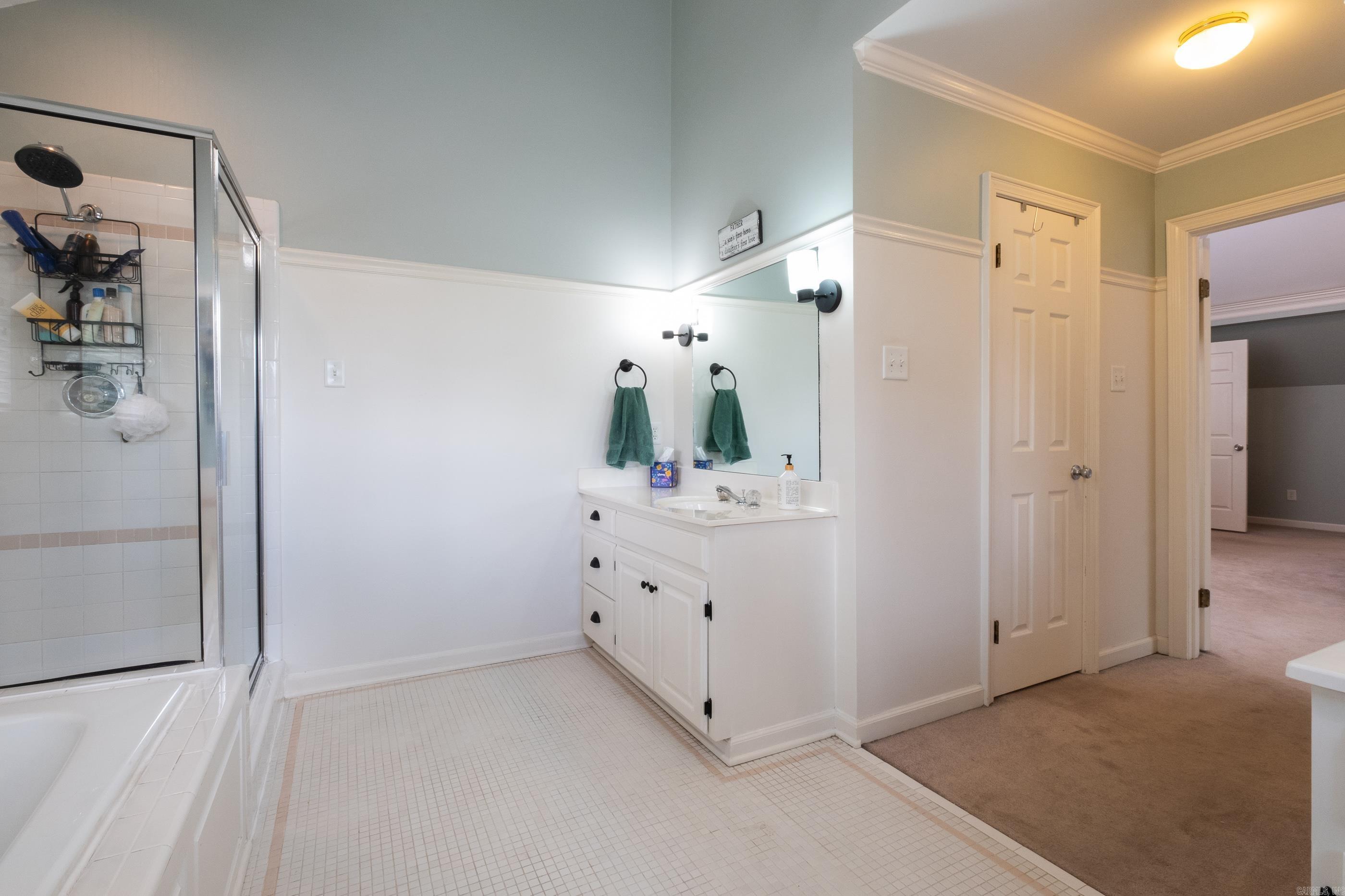 LONGLEA MANOR ADDN - Residential