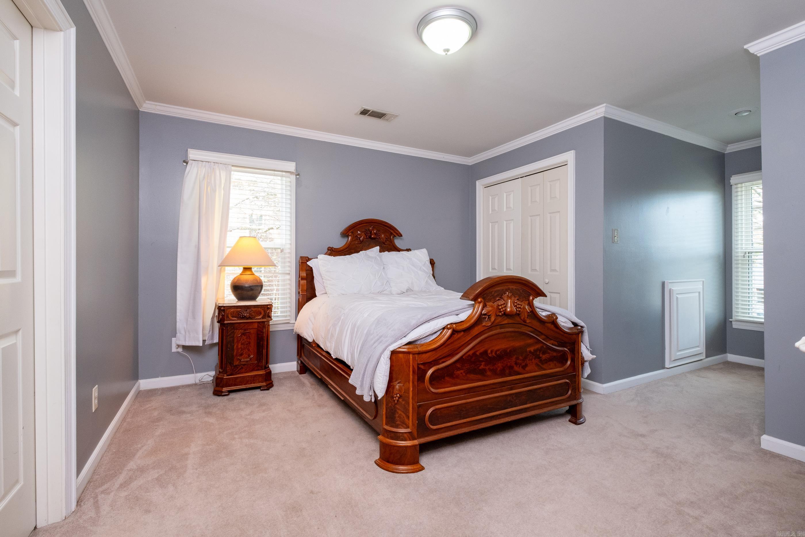 LONGLEA MANOR ADDN - Residential