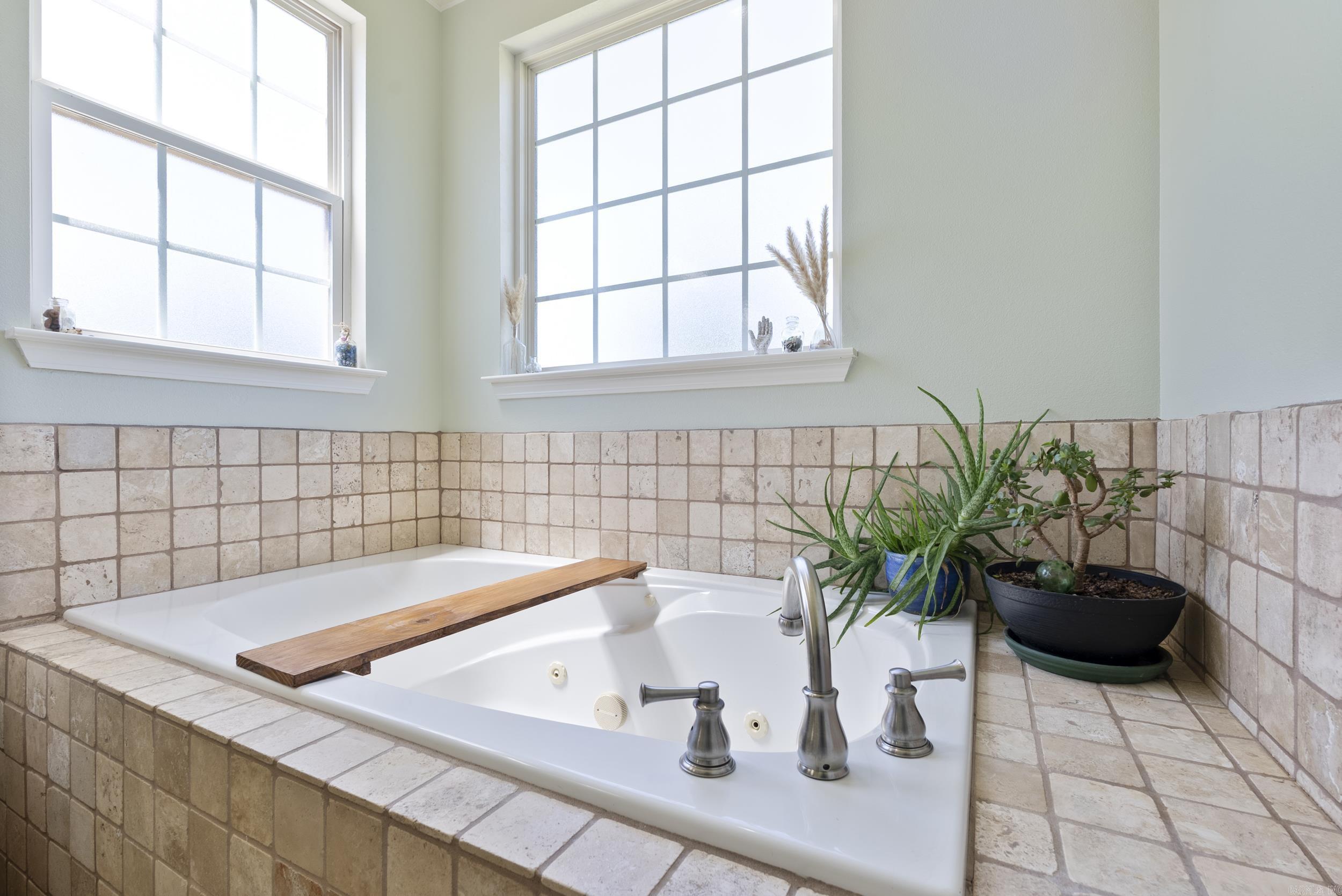 HILL CREEK ESTATES - Residential