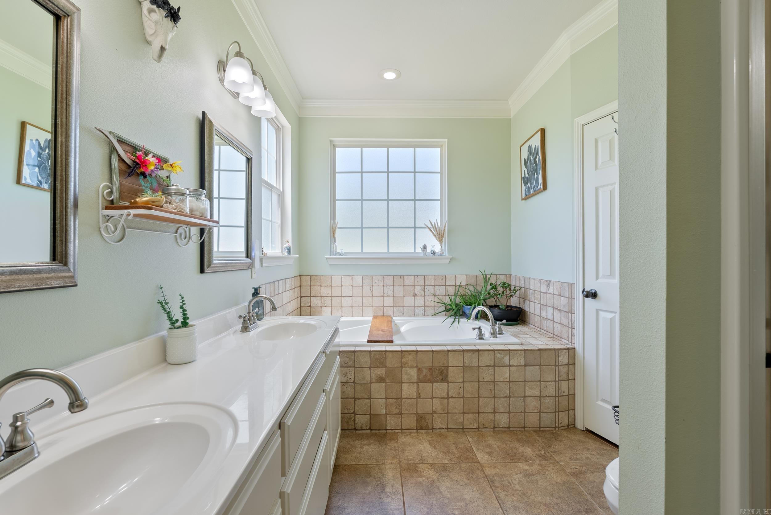 HILL CREEK ESTATES - Residential