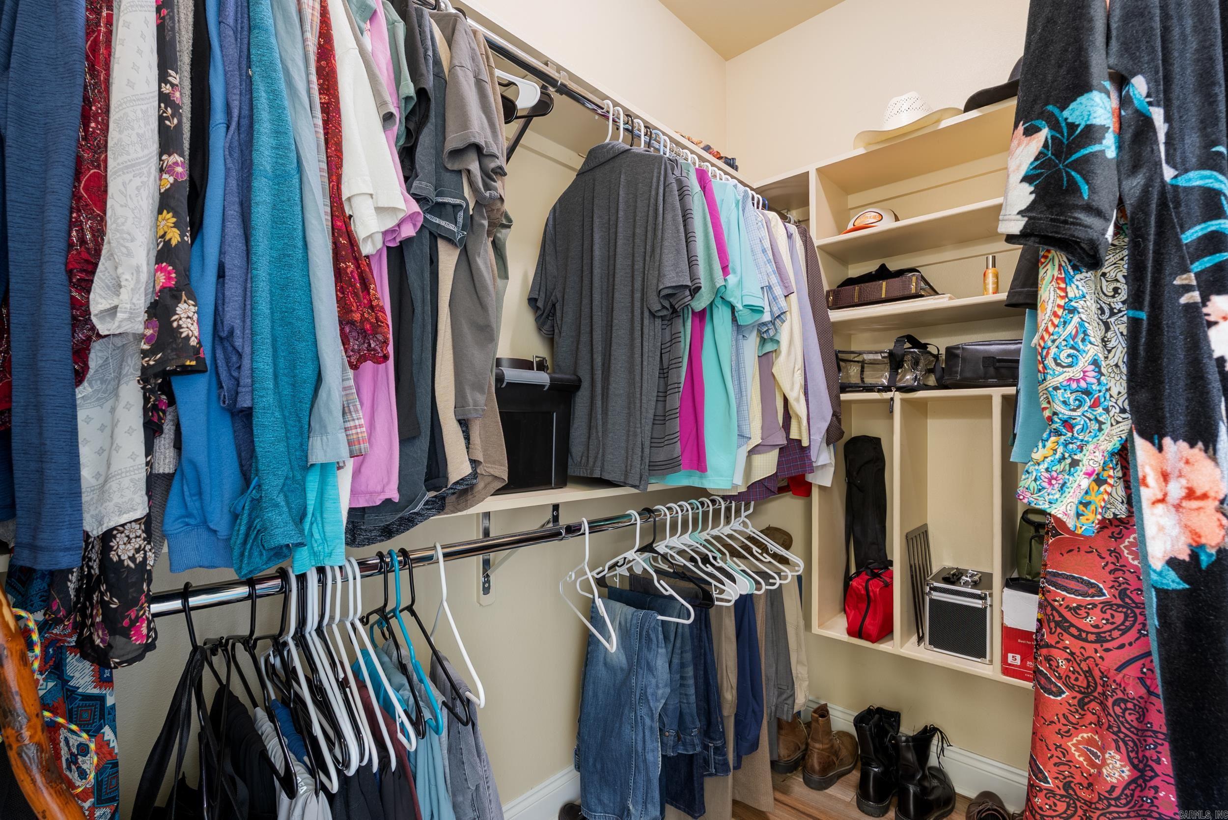 HILL CREEK ESTATES - Residential