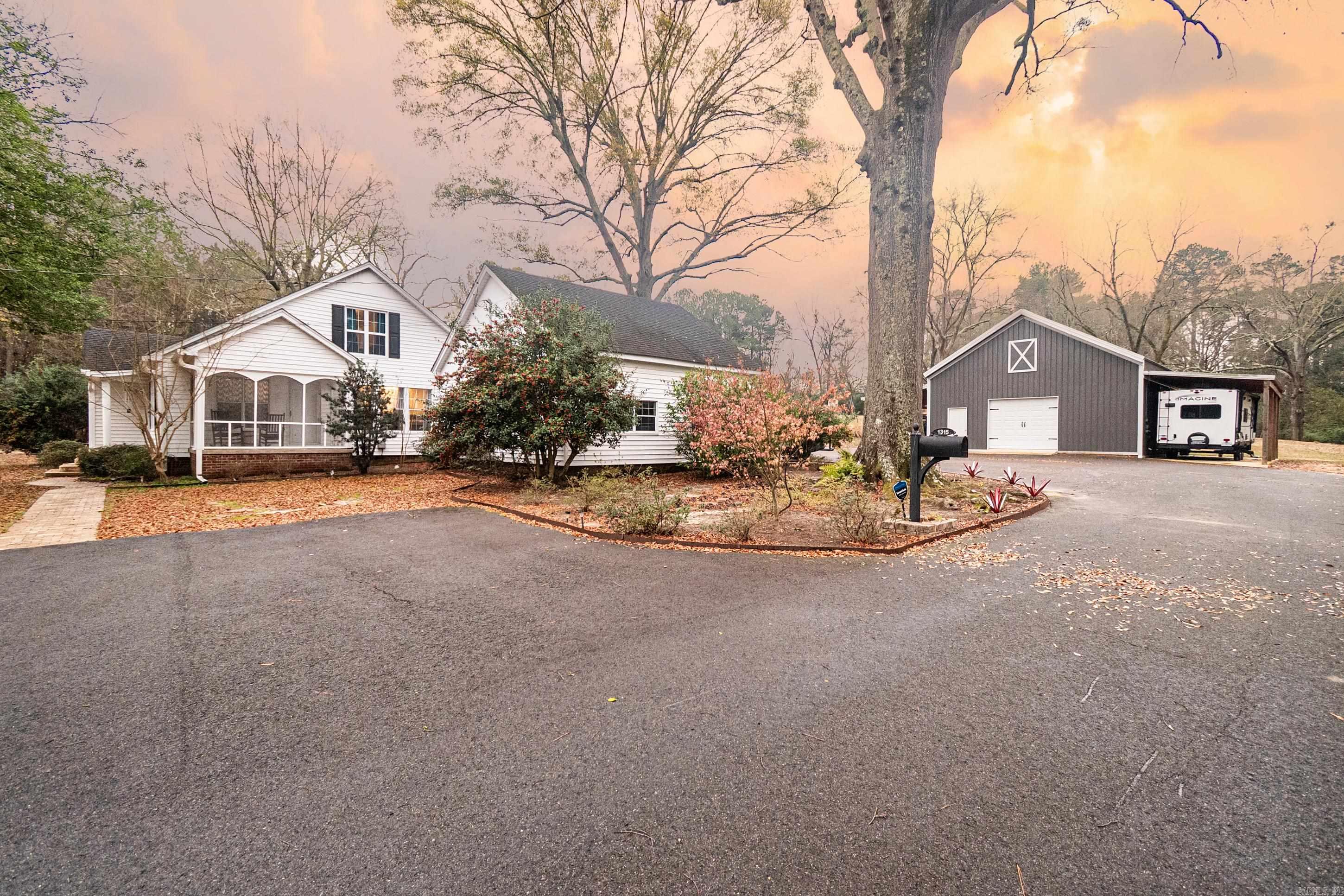 Metes & Bounds - Residential