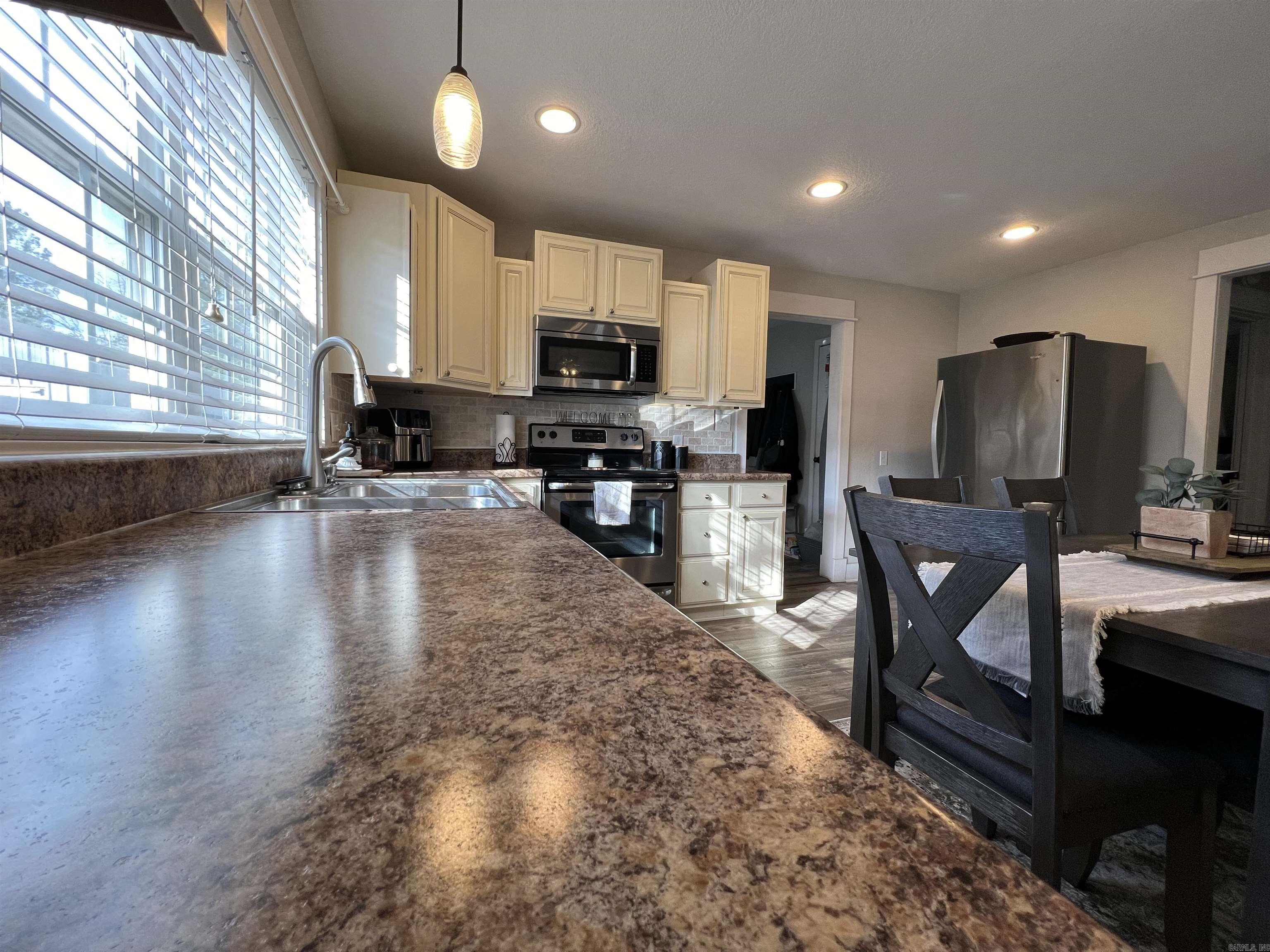 MOYES'S S/D W & Q ADD - Residential