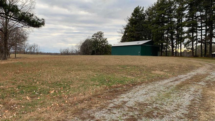 A beautiful lot of 13.63 acres with a metal 40 X 60 shop.   Forrest City, Arkansas is located in Northeast Arkansas off of Interstate 40, between Little Rock and Memphis (45 miles west of Memphis and 85 miles east of Little Rock). Forrest City' population is approximately 15,371. Forrest City, is known as the Jewel of the Delta, and the Hub of Business and Industry in Eastern Arkansas. Forrest City is home to several businesses employing over 200 people such as Boars Head Provision, Airtherm Products Inc., Coremart, Federal Correctional Institute and  Forrest City Medical Center.