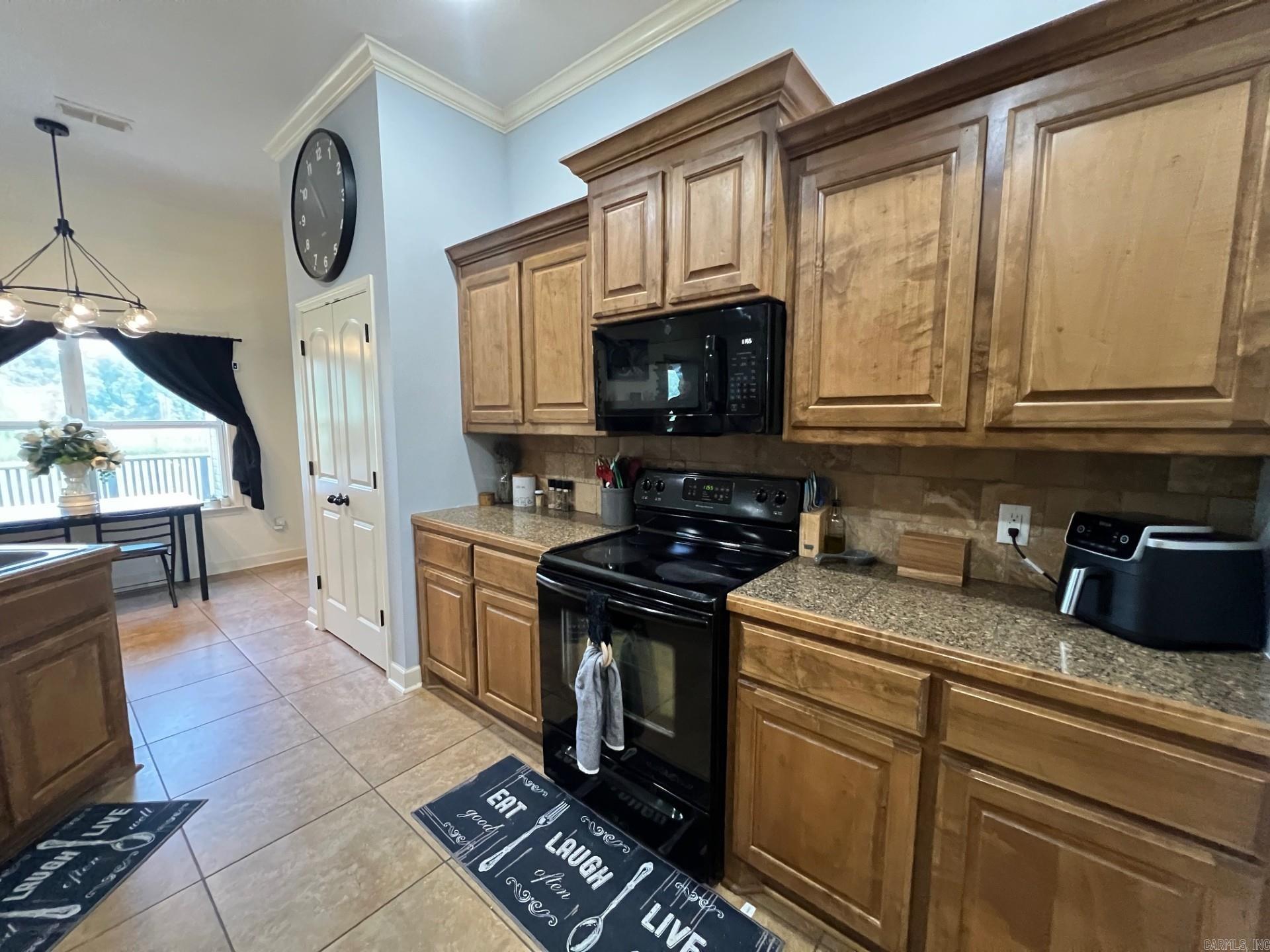 STONE LINKS ADDN - Residential