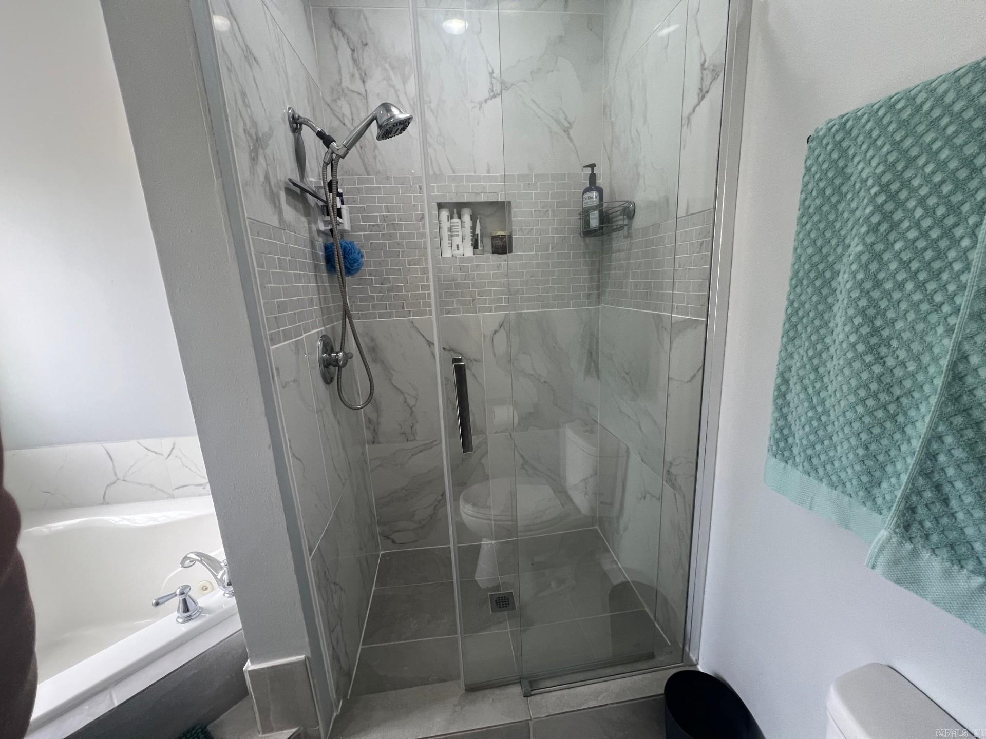 STONE LINKS ADDN - Residential