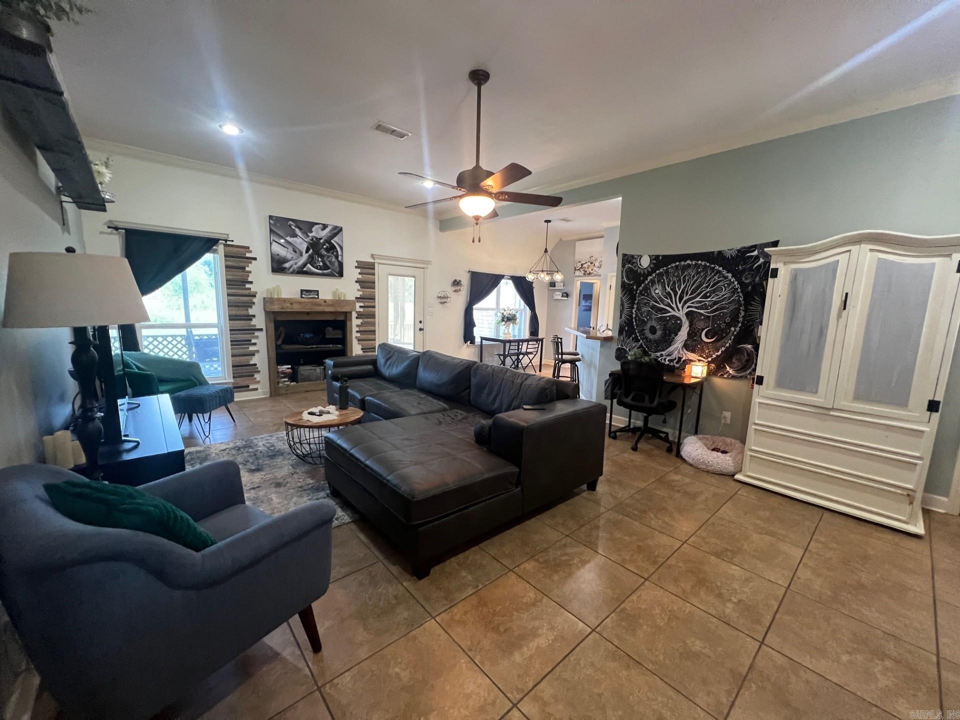 STONE LINKS ADDN - Residential