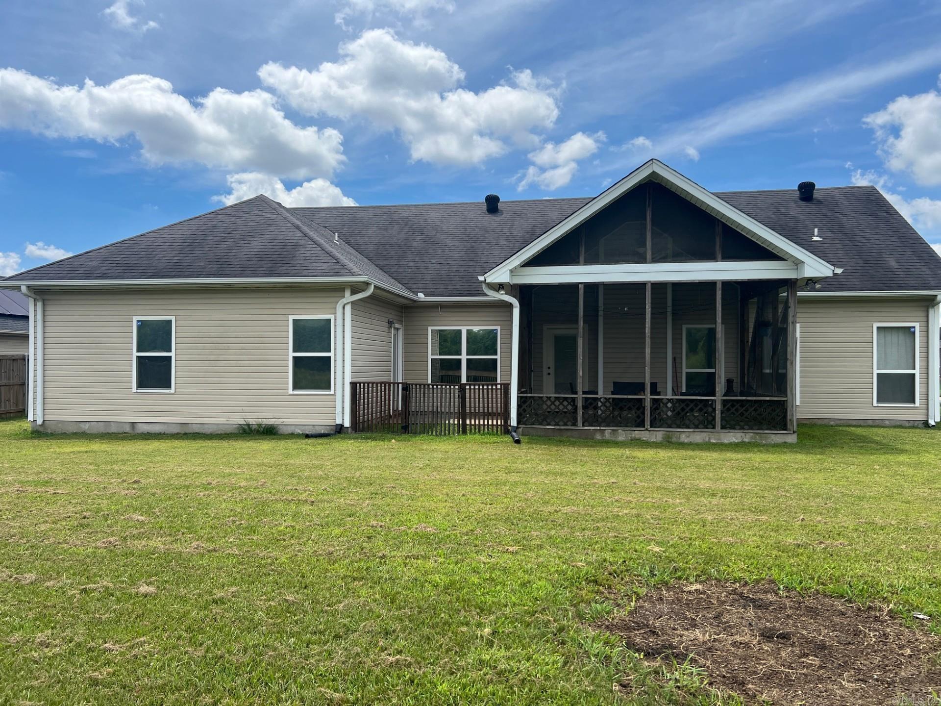 STONE LINKS ADDN - Residential