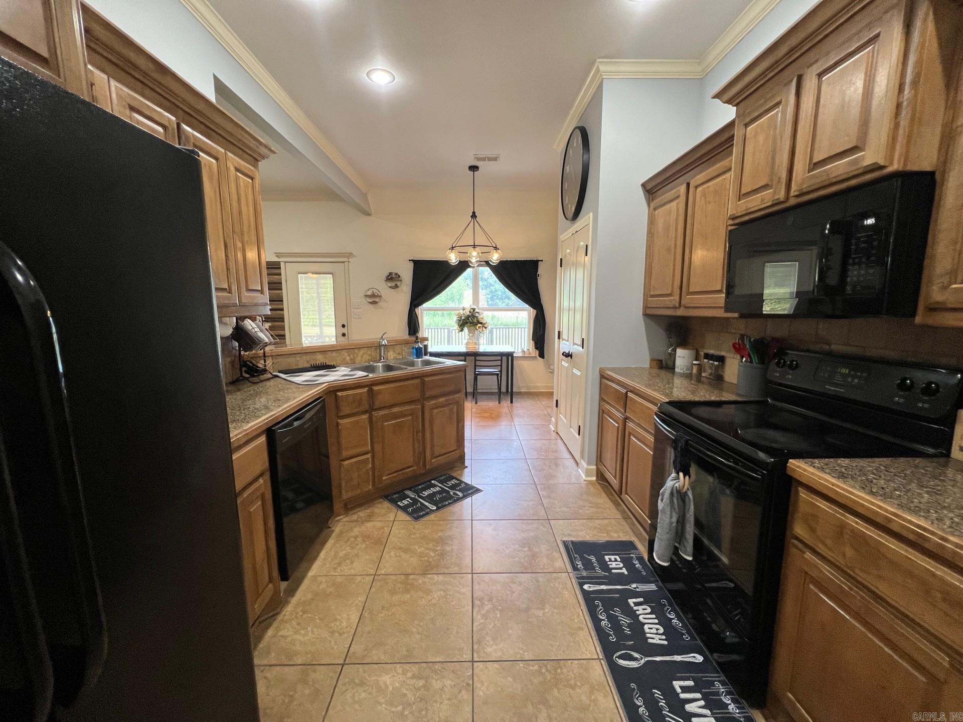 STONE LINKS ADDN - Residential