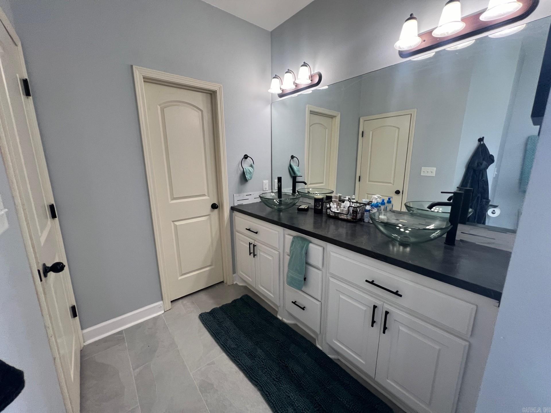 STONE LINKS ADDN - Residential