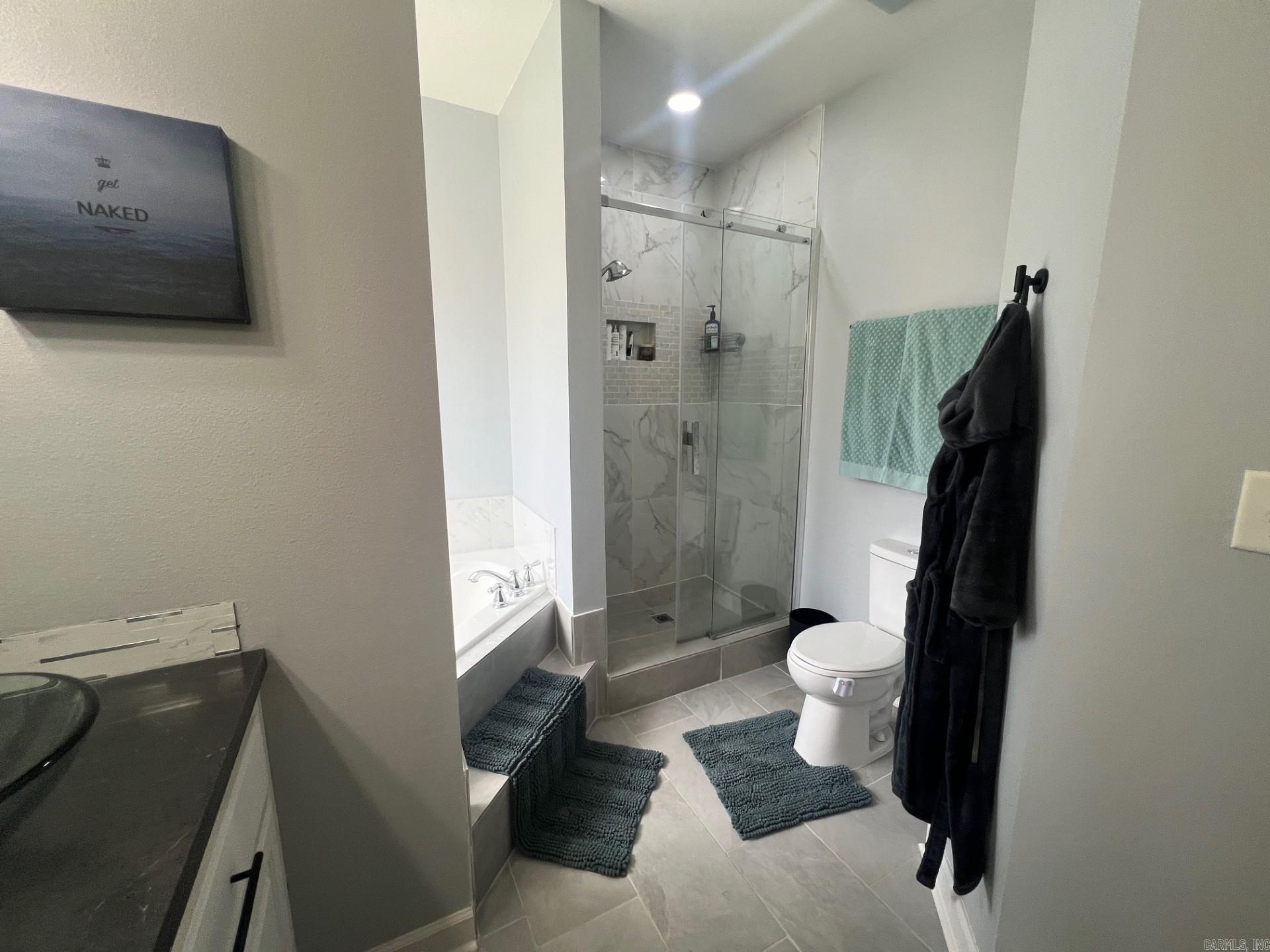 STONE LINKS ADDN - Residential