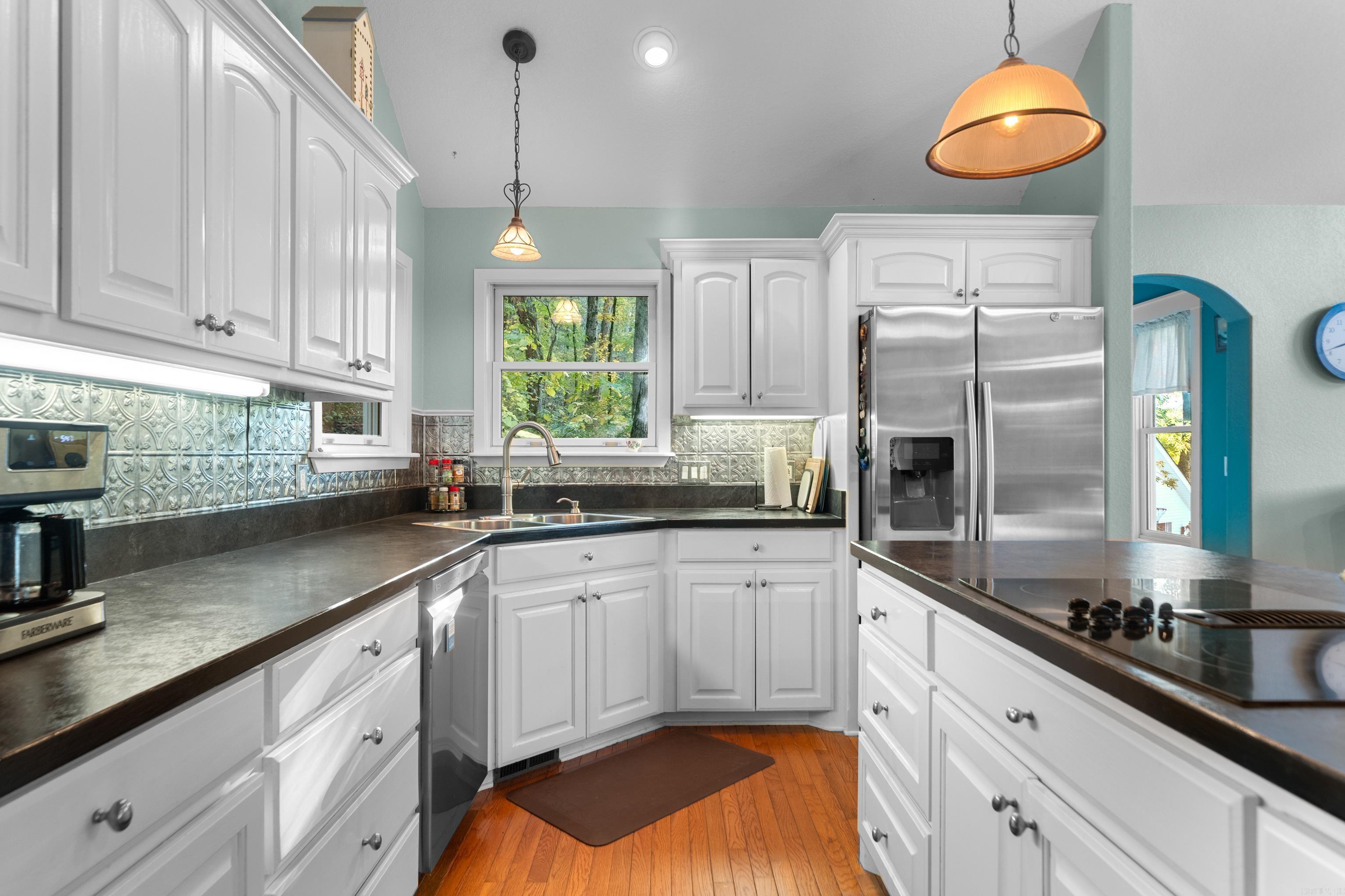 NATURAL SPRINGS - Residential