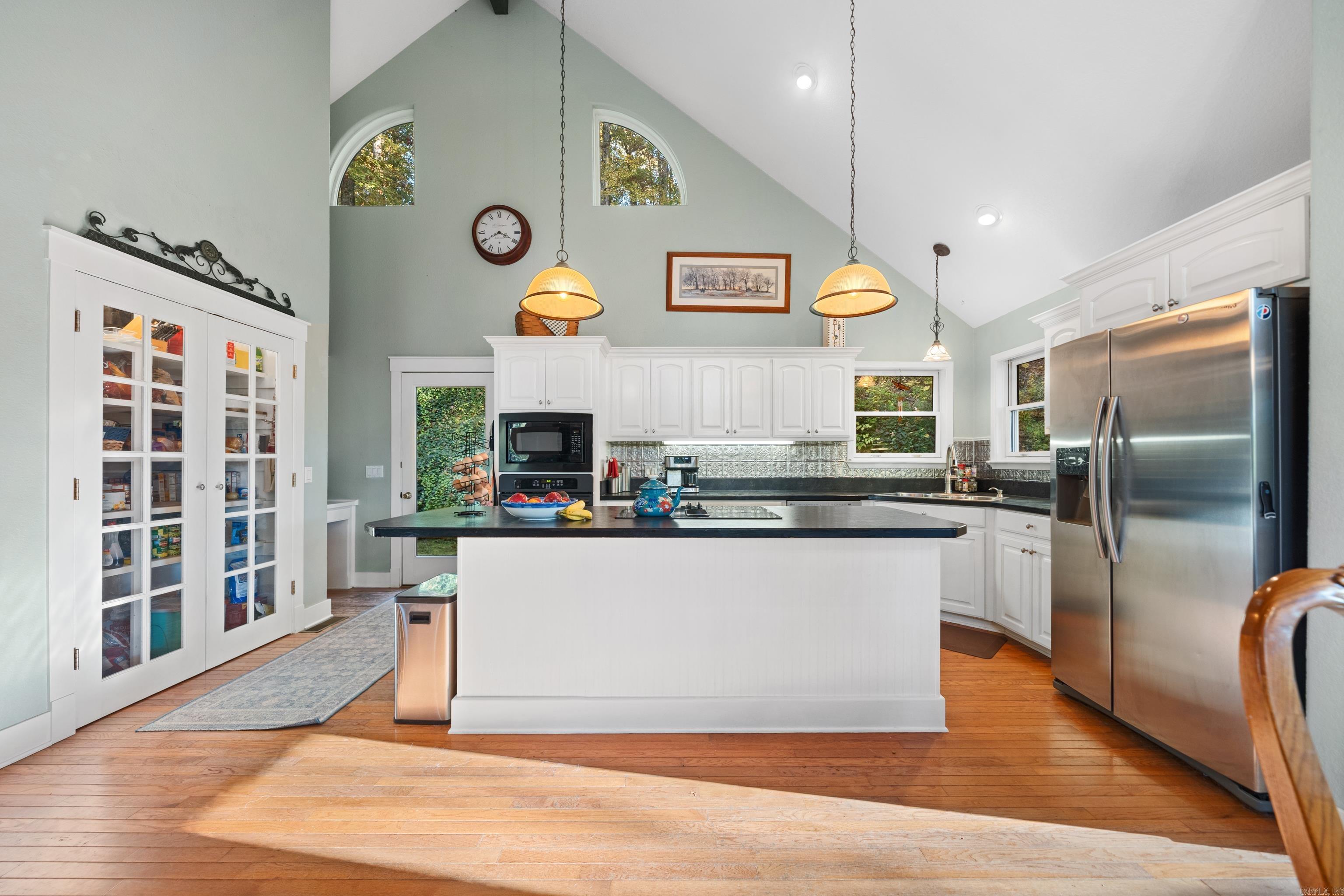 NATURAL SPRINGS - Residential