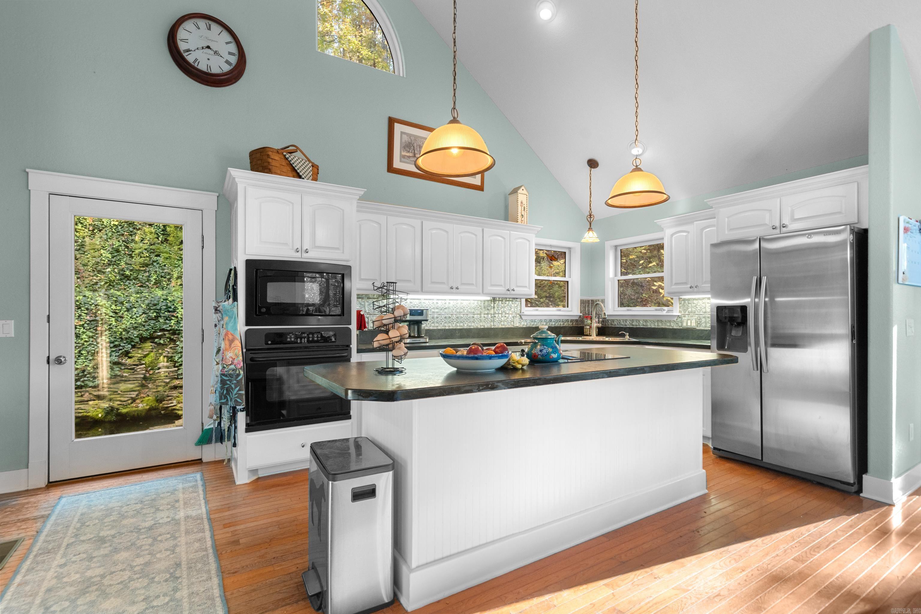 NATURAL SPRINGS - Residential